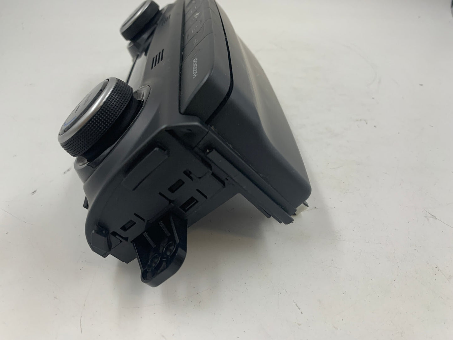 2018-2021 Hyundai Kona AC Heater Climate Control Temperature Unit OEM C03B66024