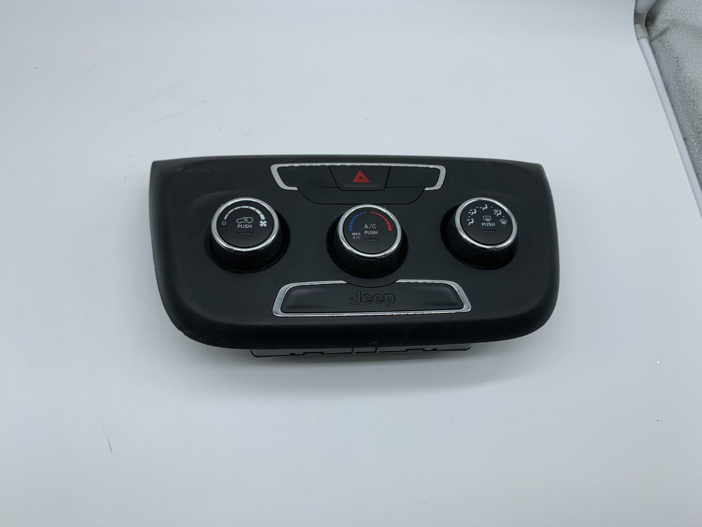 2017-2020 Jeep Compass Climate Control AC Heater Temperature Unit C03B01007