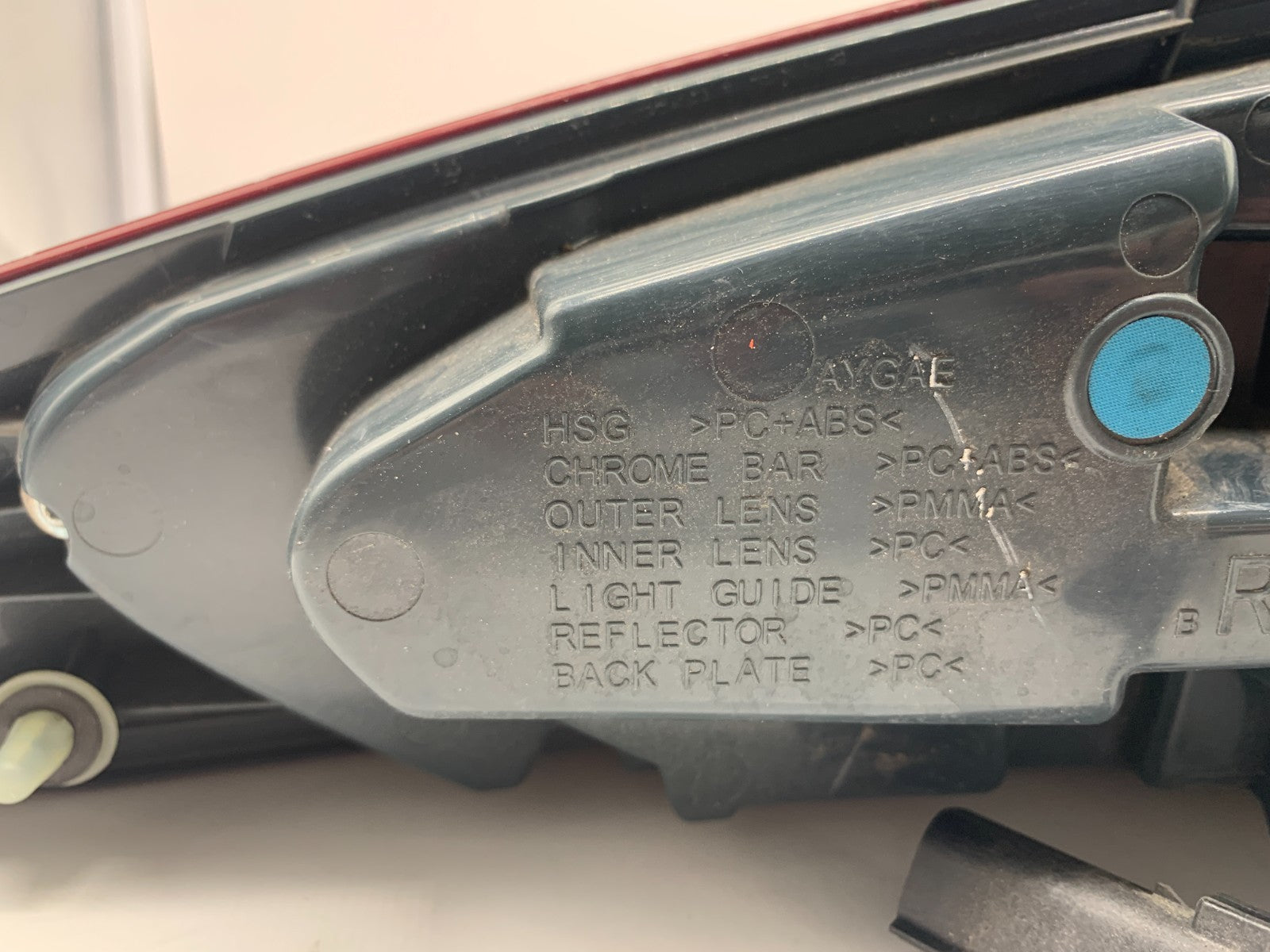 2017-2020 Ford Fusion Driver Side Tail Light Taillight OEM B04B23018