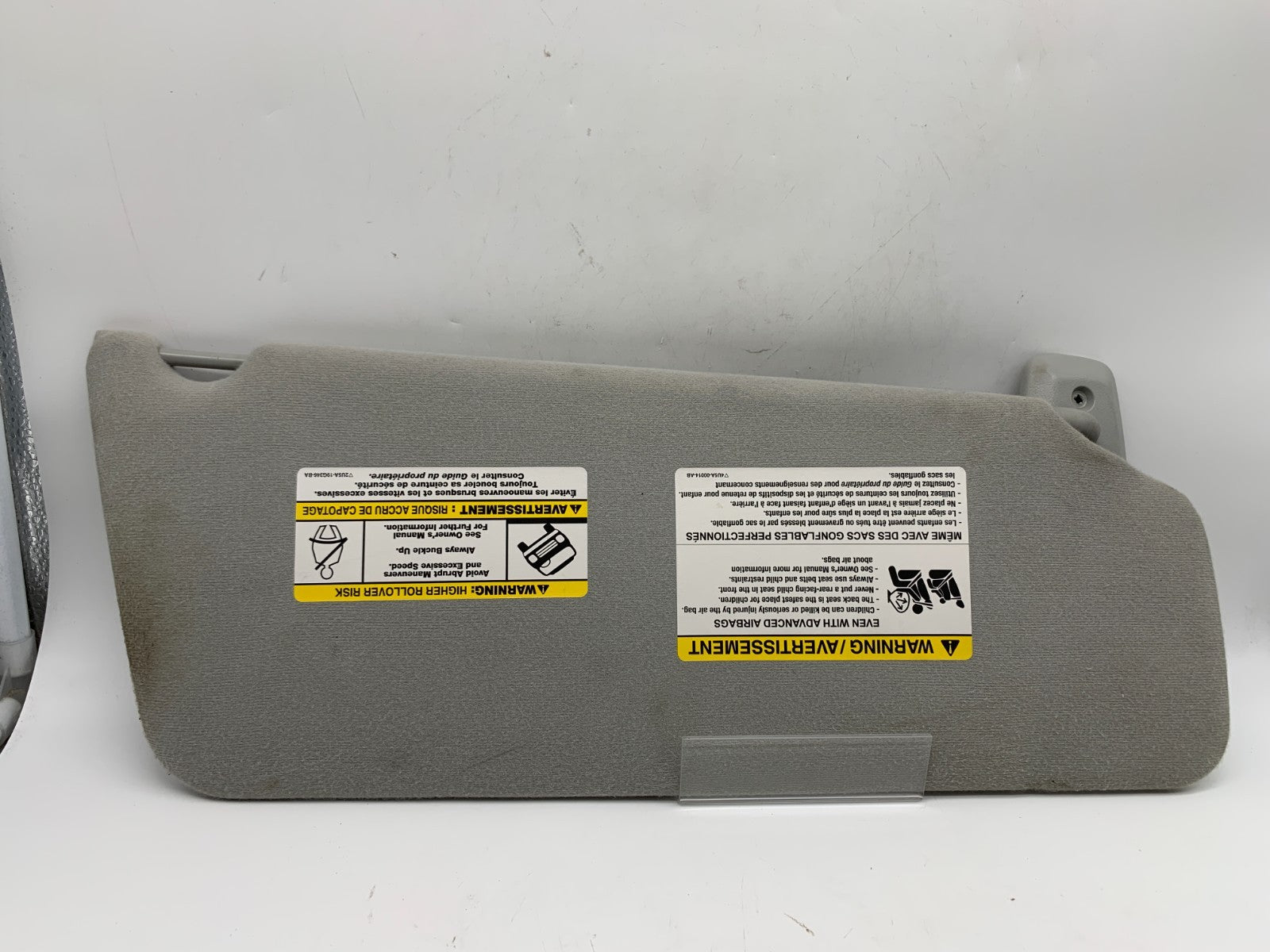 2004-2008 Ford F-150 Driver Sun Visor Gray OEM D03B33041