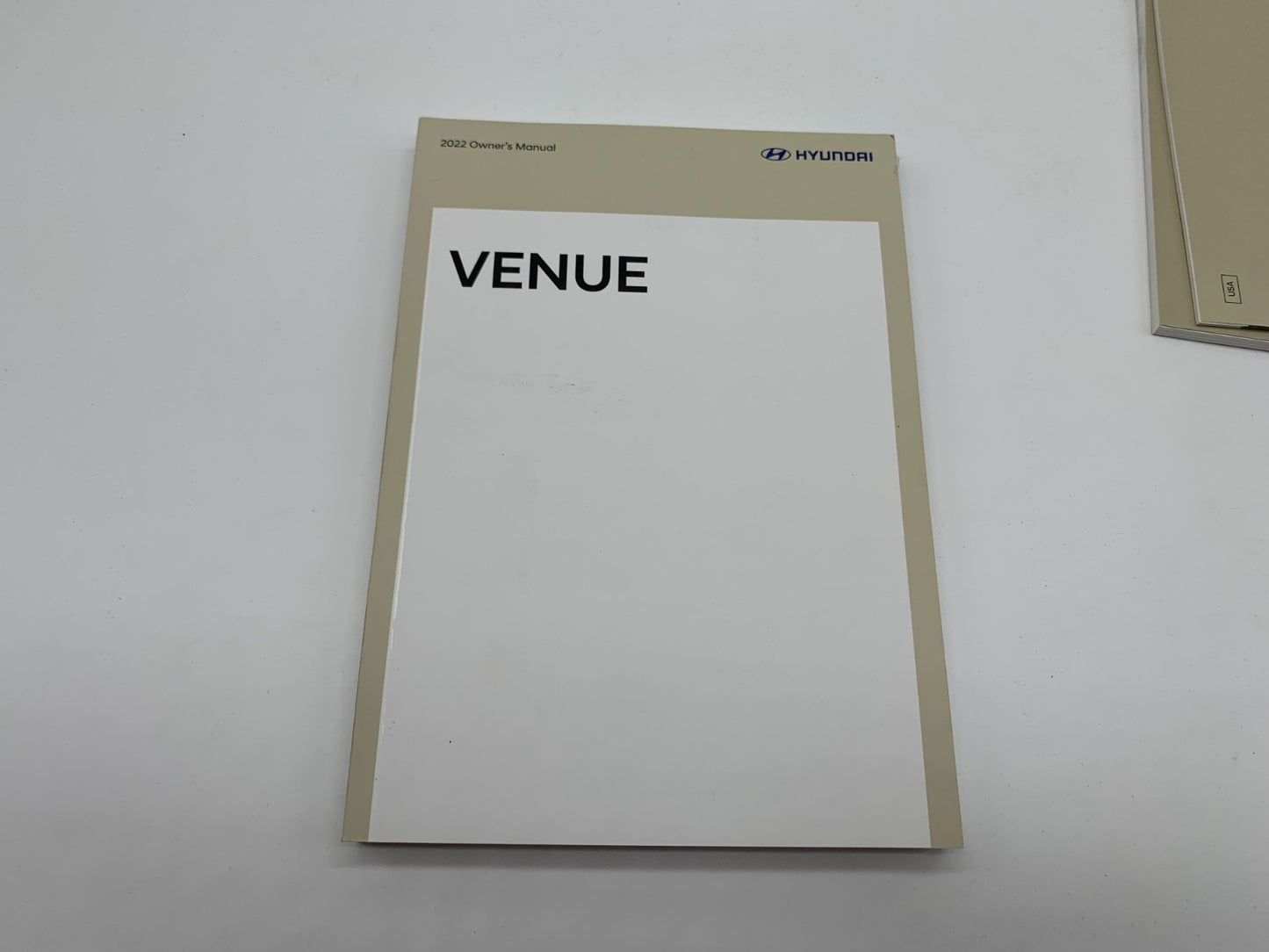 2022 Hyundai Venue Owners Manual Set OEM D02B15031