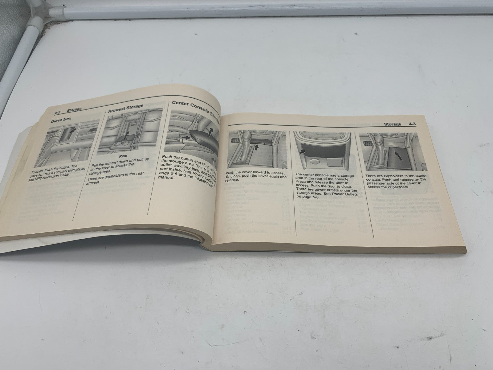 2013 Cadillac XTS Owners Manual Set with Case OEM