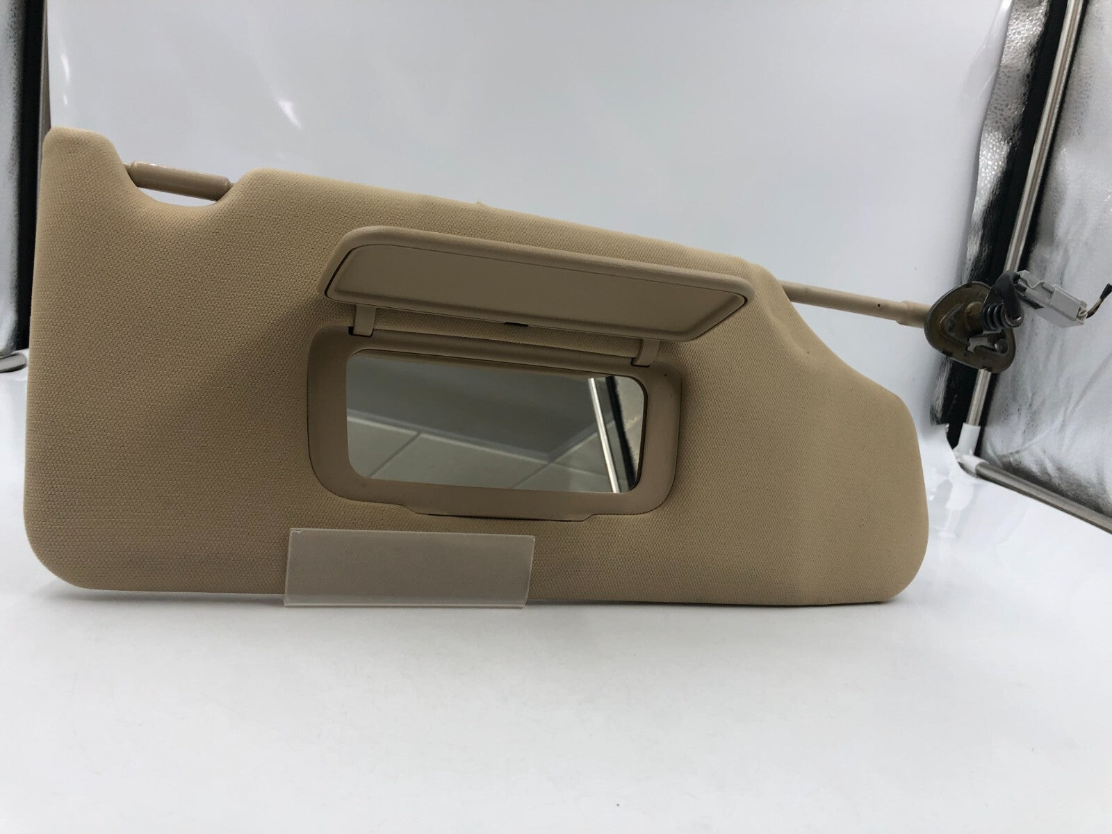 2004-2008 Acura TL Passenger Sun Visor Tan Illuminated OEM D01B28026