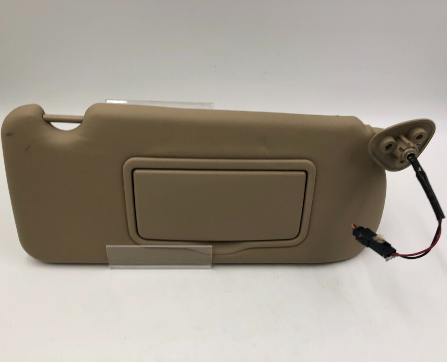 2004-2009 Cadillac SRX Passenger Sun Visor Beige Illuminated OEM A02B14092