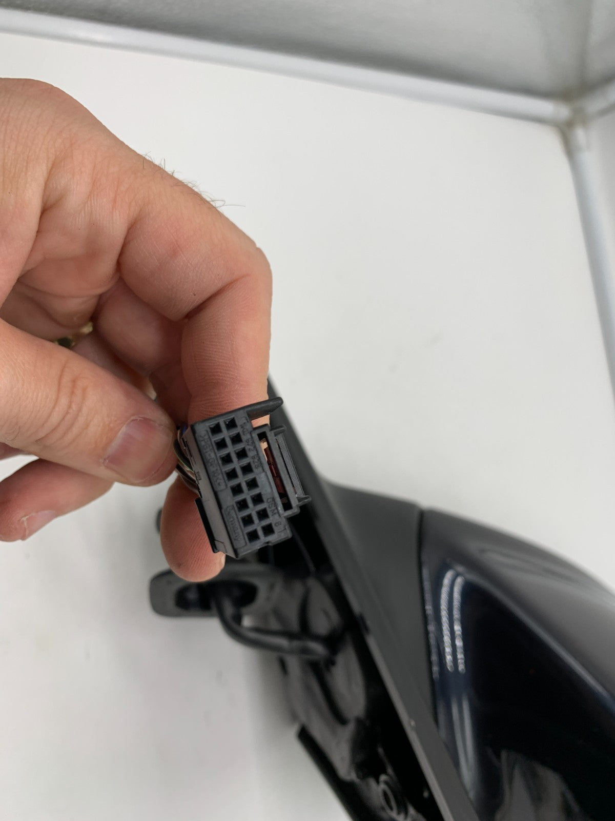 2009-2014 Audi Q5 Passenger Side View Power Door Mirror Gray OEM with Memory