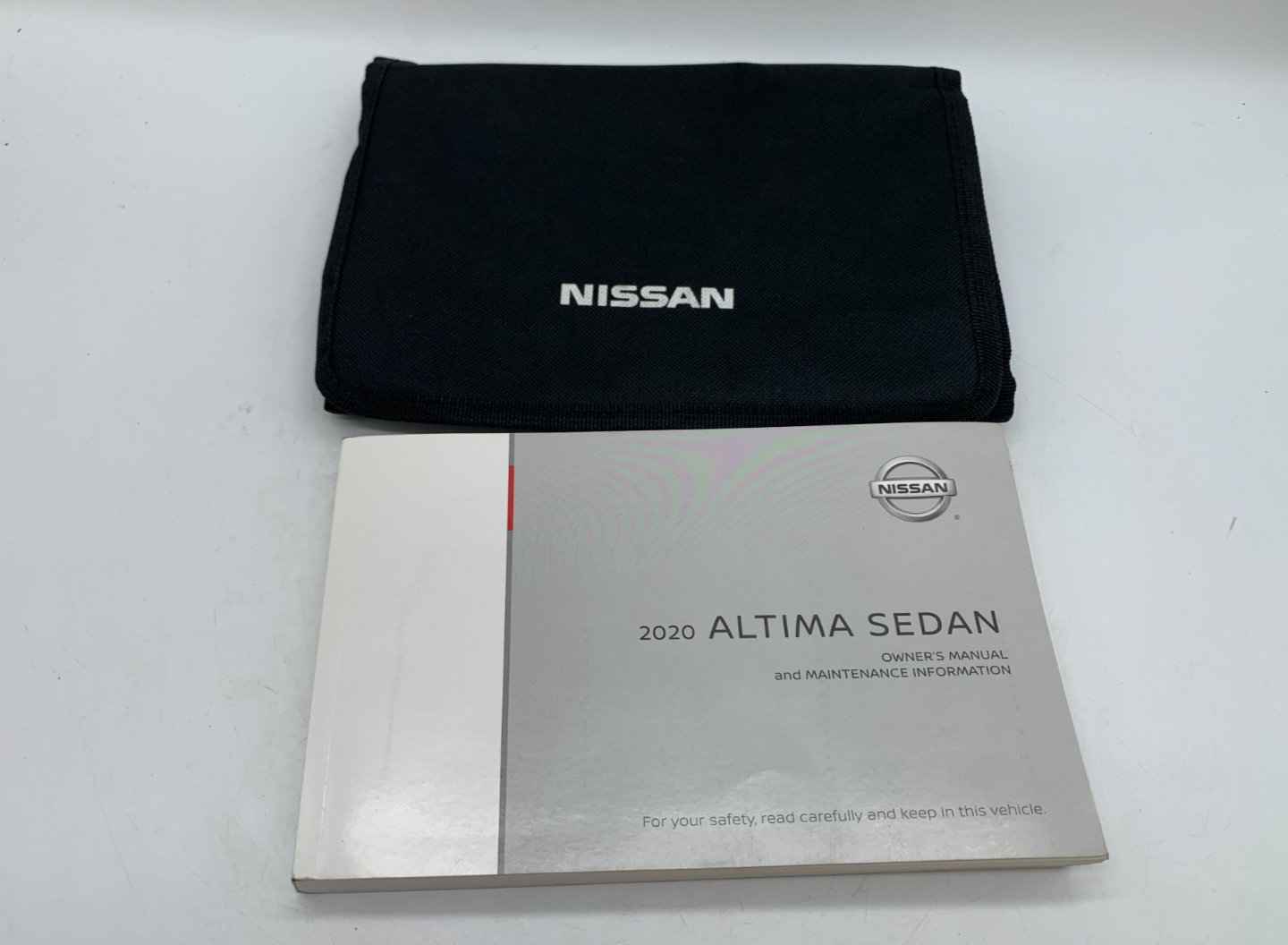2020 Nissan Altima Sedan Owners Manual Set with Case OEM D01B10040