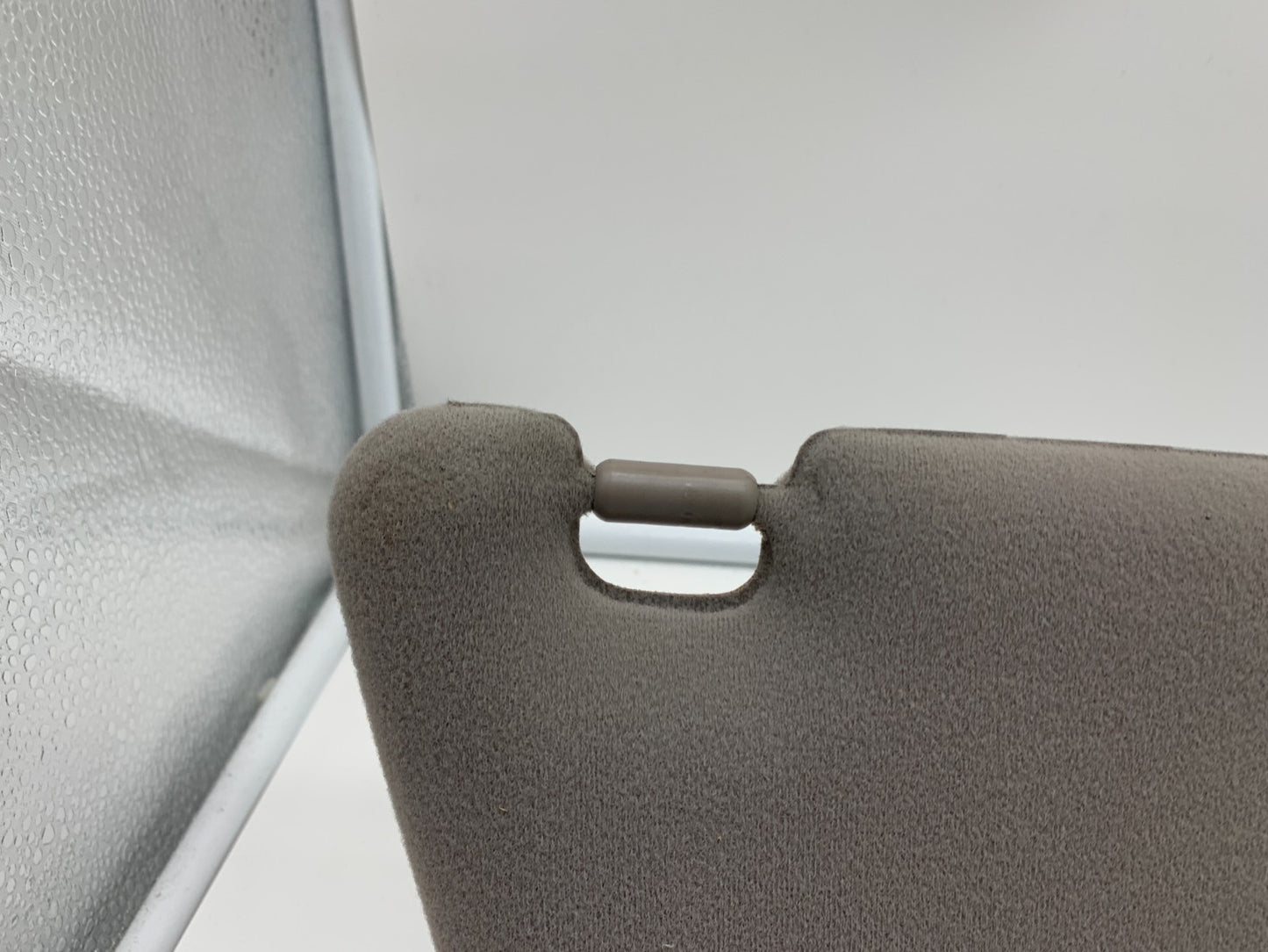 2004 Lexus ES330 Passenger Sun Visor Gray Illuminated OEM C02B28002