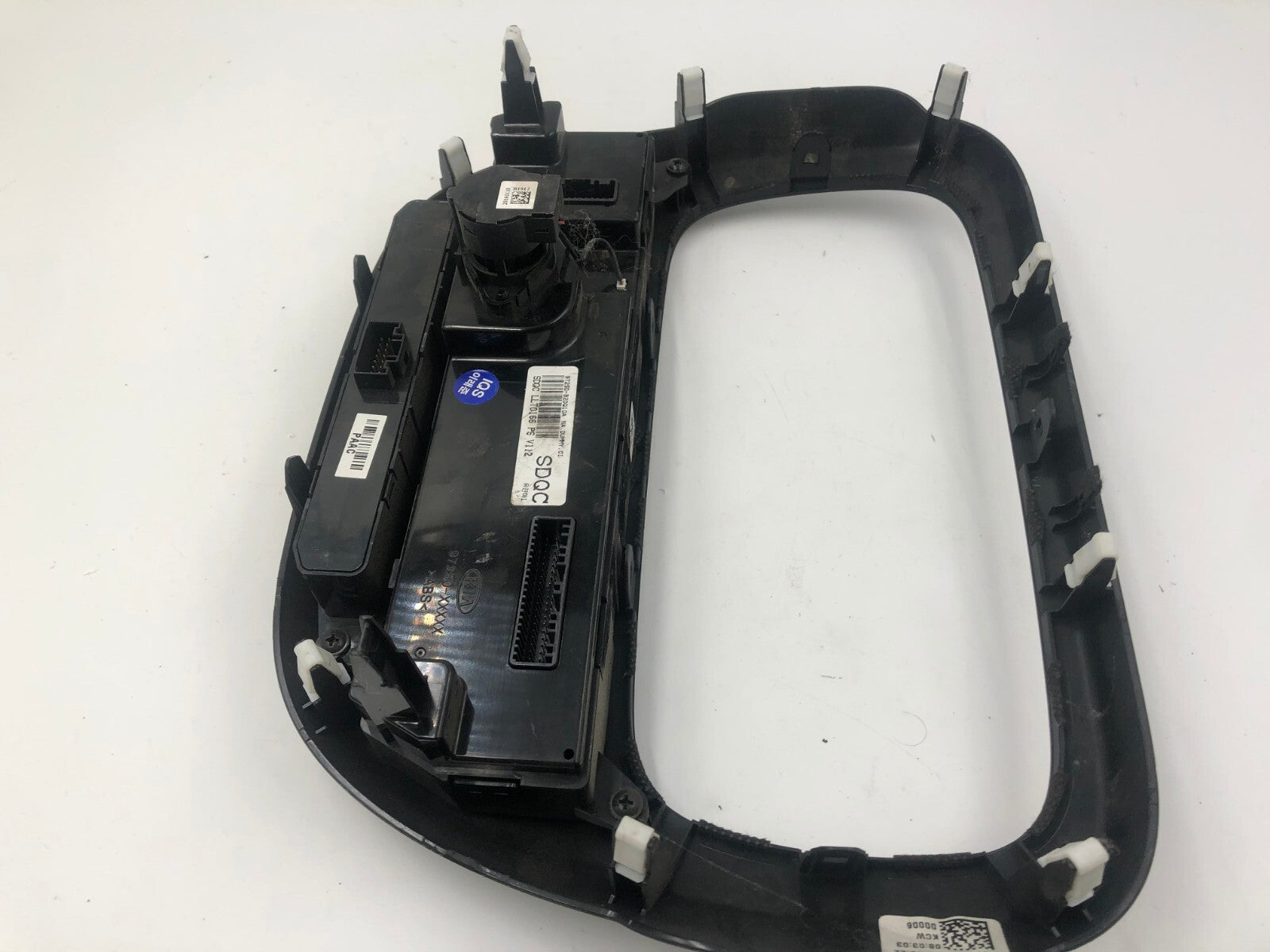 2017-2019 Kia Soul AC Heater Climate Control Unit OEM D04B27031