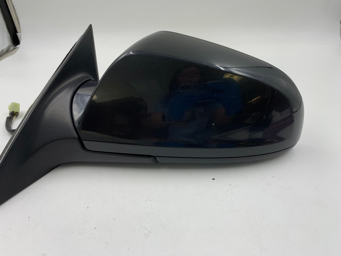 2008-2012 Saturn Aura Driver Side View Power Door Mirror Gray OEM E01B37080