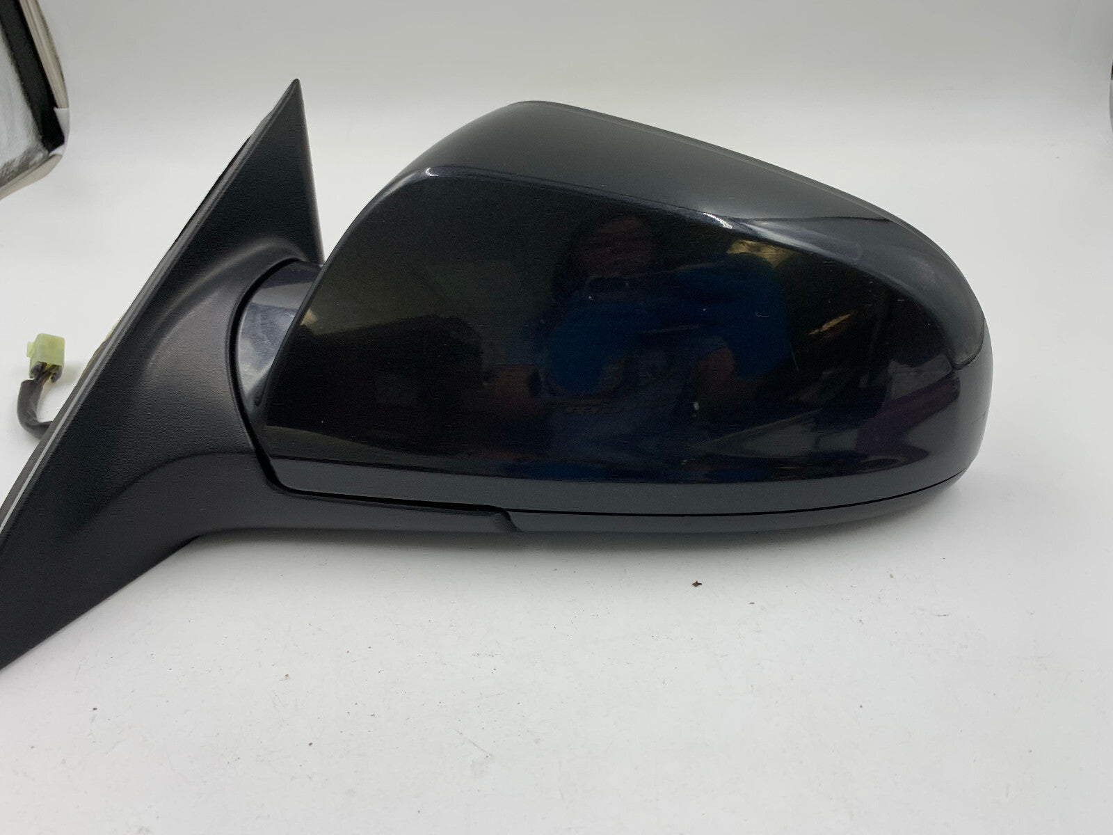 2008-2012 Saturn Aura Driver Side View Power Door Mirror Gray OEM E01B37080