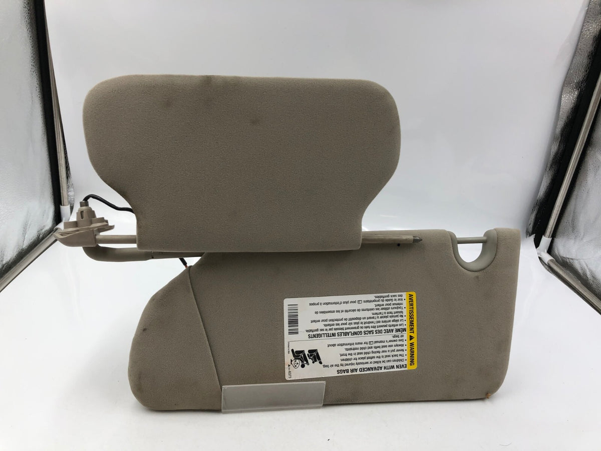 2006-2007 Cadillac DTS Passenger Sun Visor Beige Illuminated OEM A03B09040