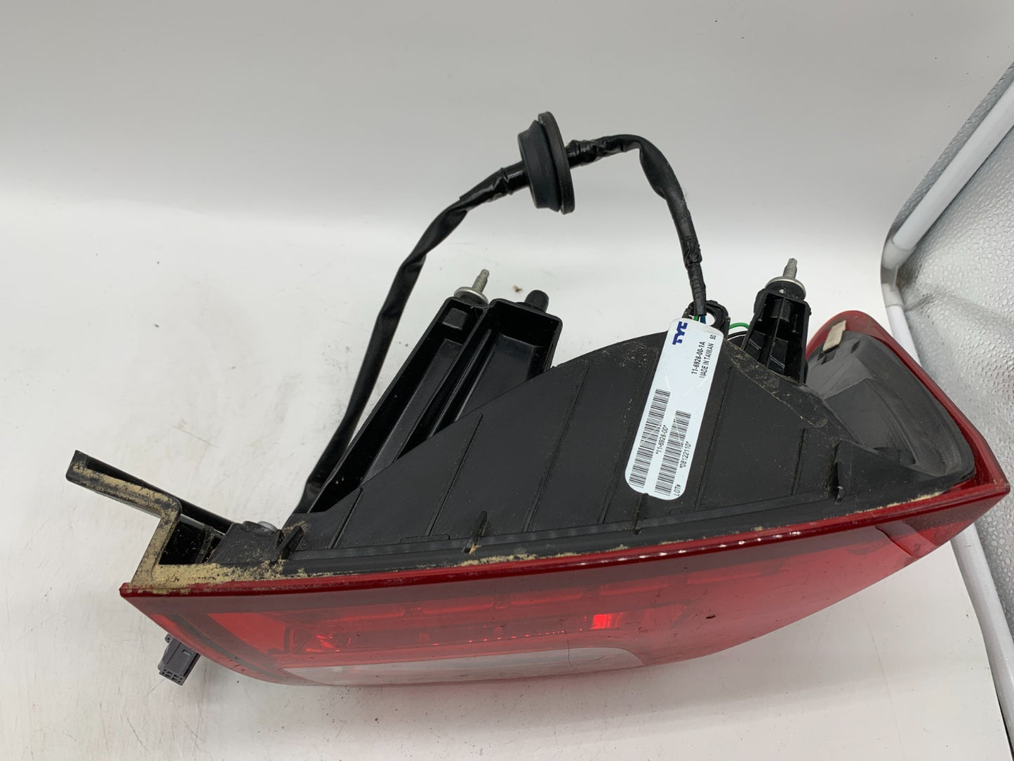 2016-2023 Chevrolet Malibu Driver Side Tail Light Taillight OEM D01B04067
