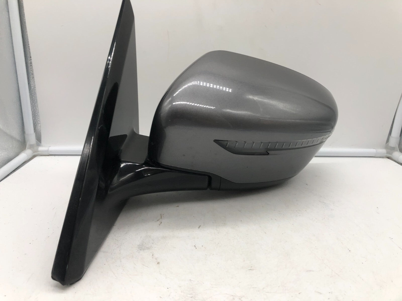 2017 Nissan Pathfinder Driver Side Power Door Mirror Gray OEM E03B35001