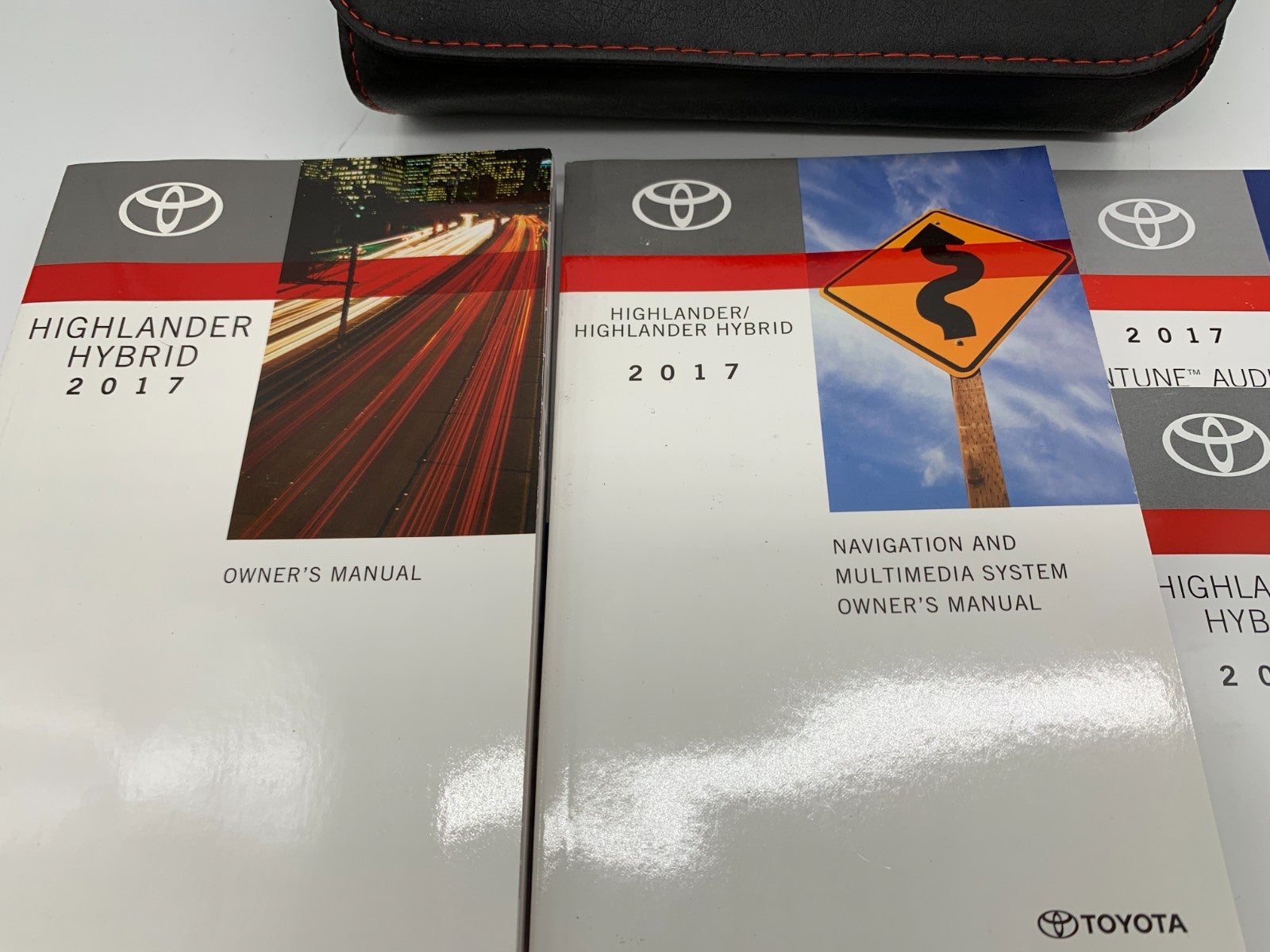 2017 Toyota Highlander Hybrid Owners Manual Set with Case OEM
