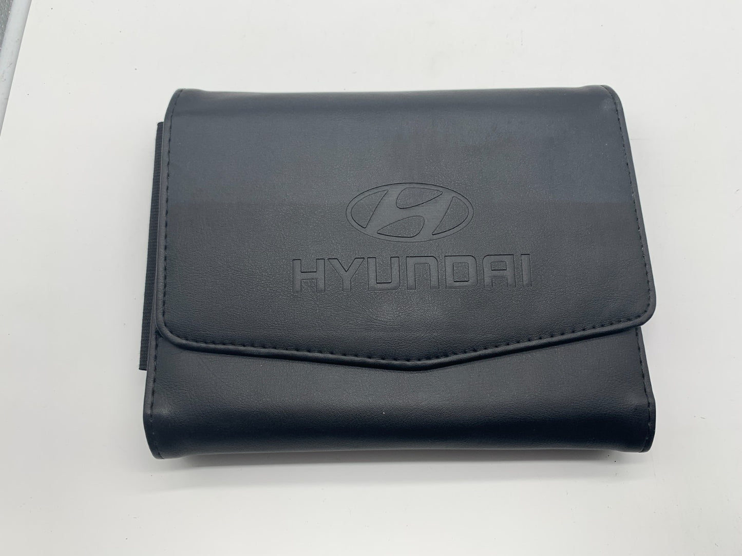 2011 Hyundai Sonata Owners Manual Set with Case OEM C02B47007