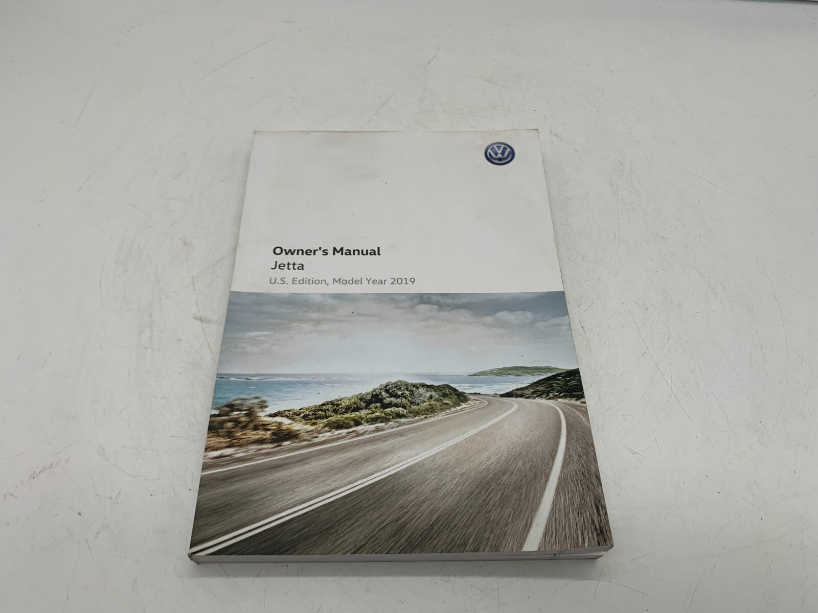 2019 Volkswagen Jetta Owners Manual OEM C03B15010