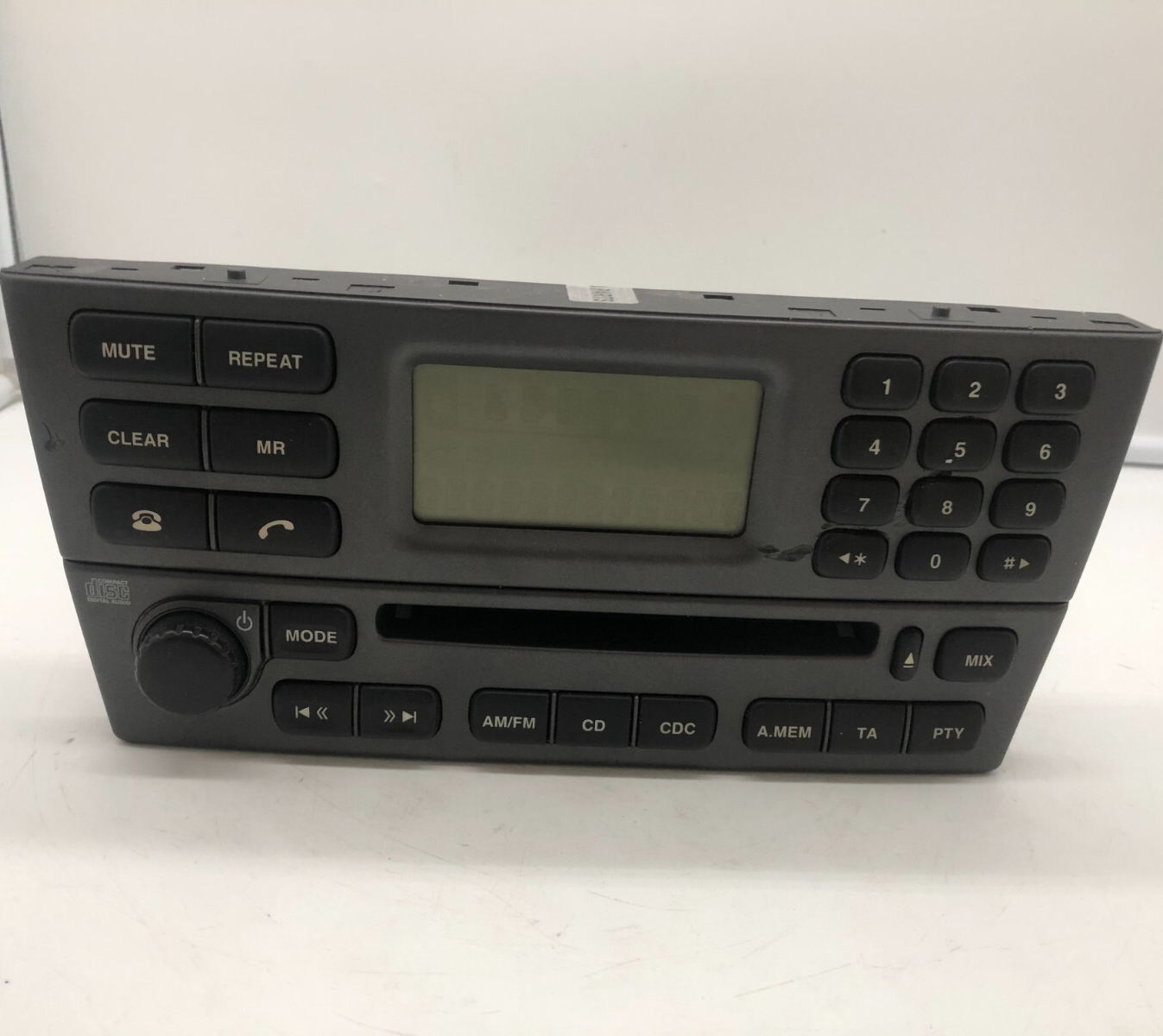 2004-2008 Jaguar X-Type AM FM CD Player Radio Receiver OEM A03B02086