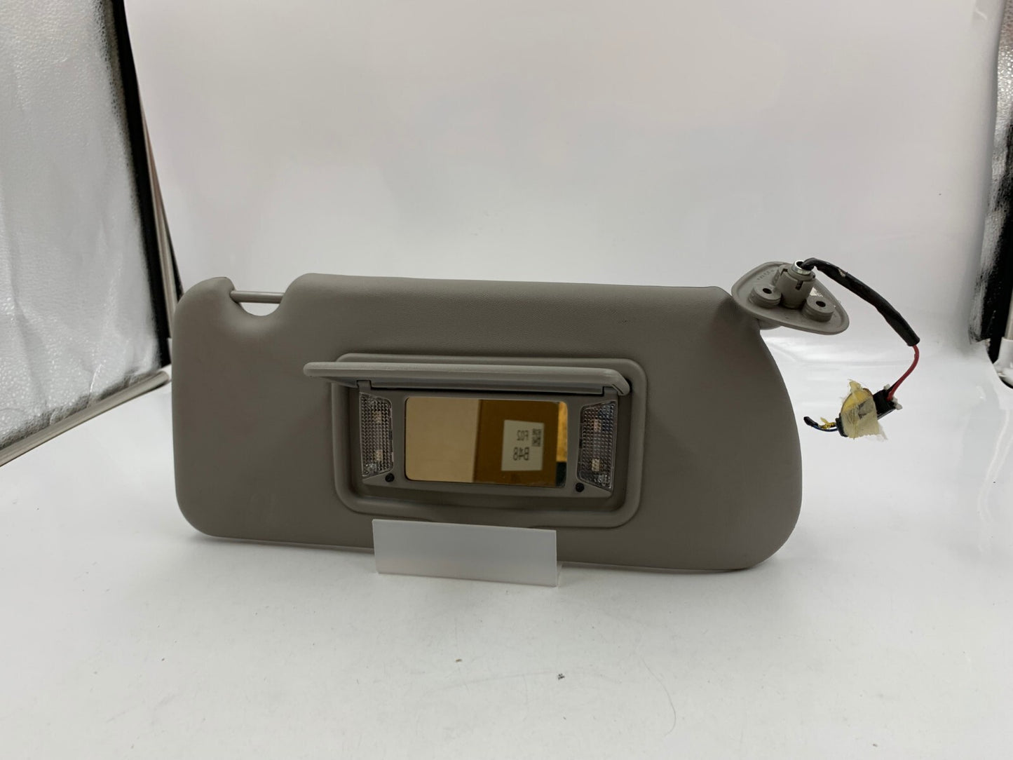 2003-2007 Cadillac CTS Passenger Sun Visor Gray Illuminated OEM A01B48012