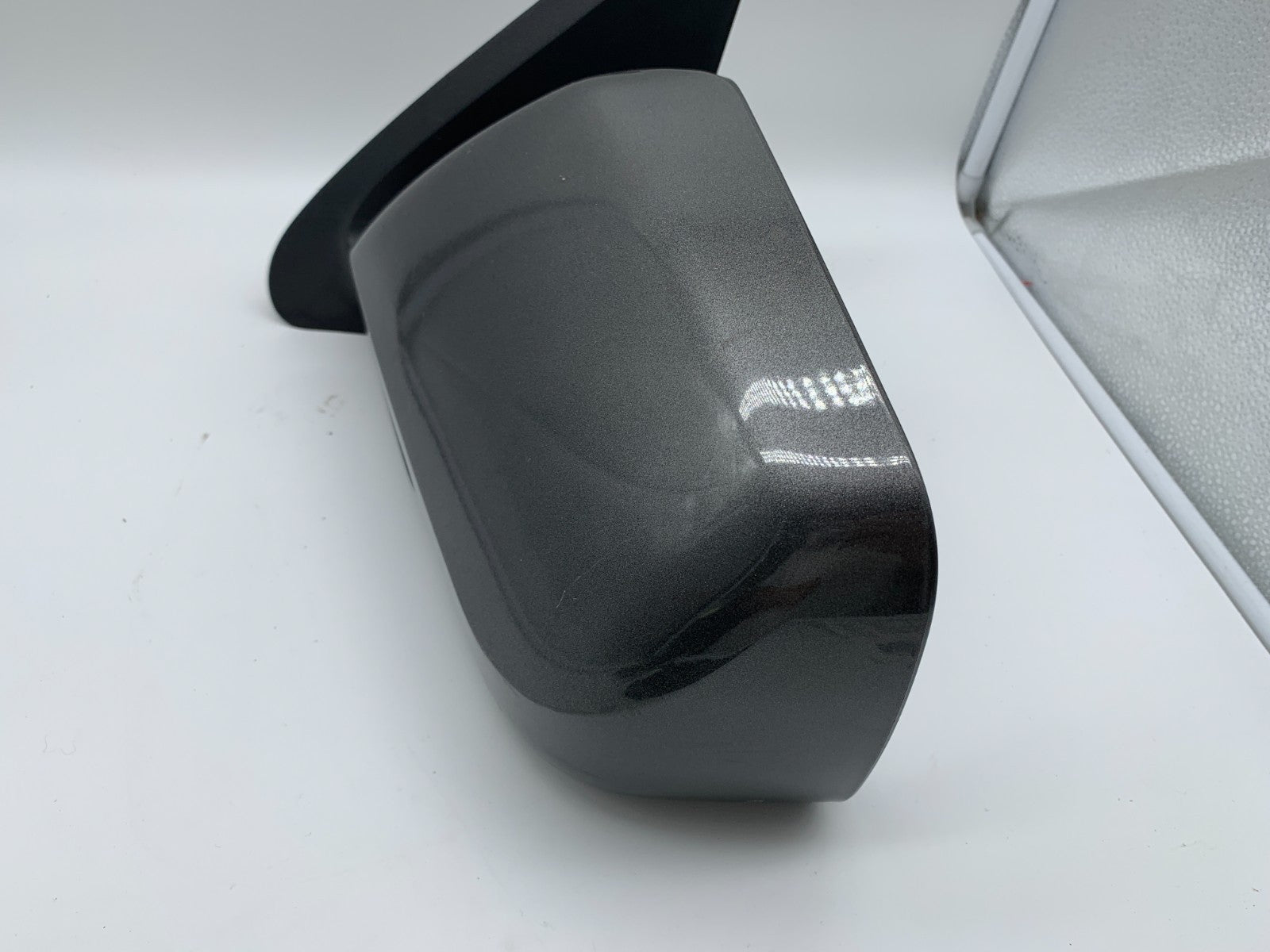 2008-2009 Ford Escape Driver Side View Power Door Mirror Gray OEM C04B47001