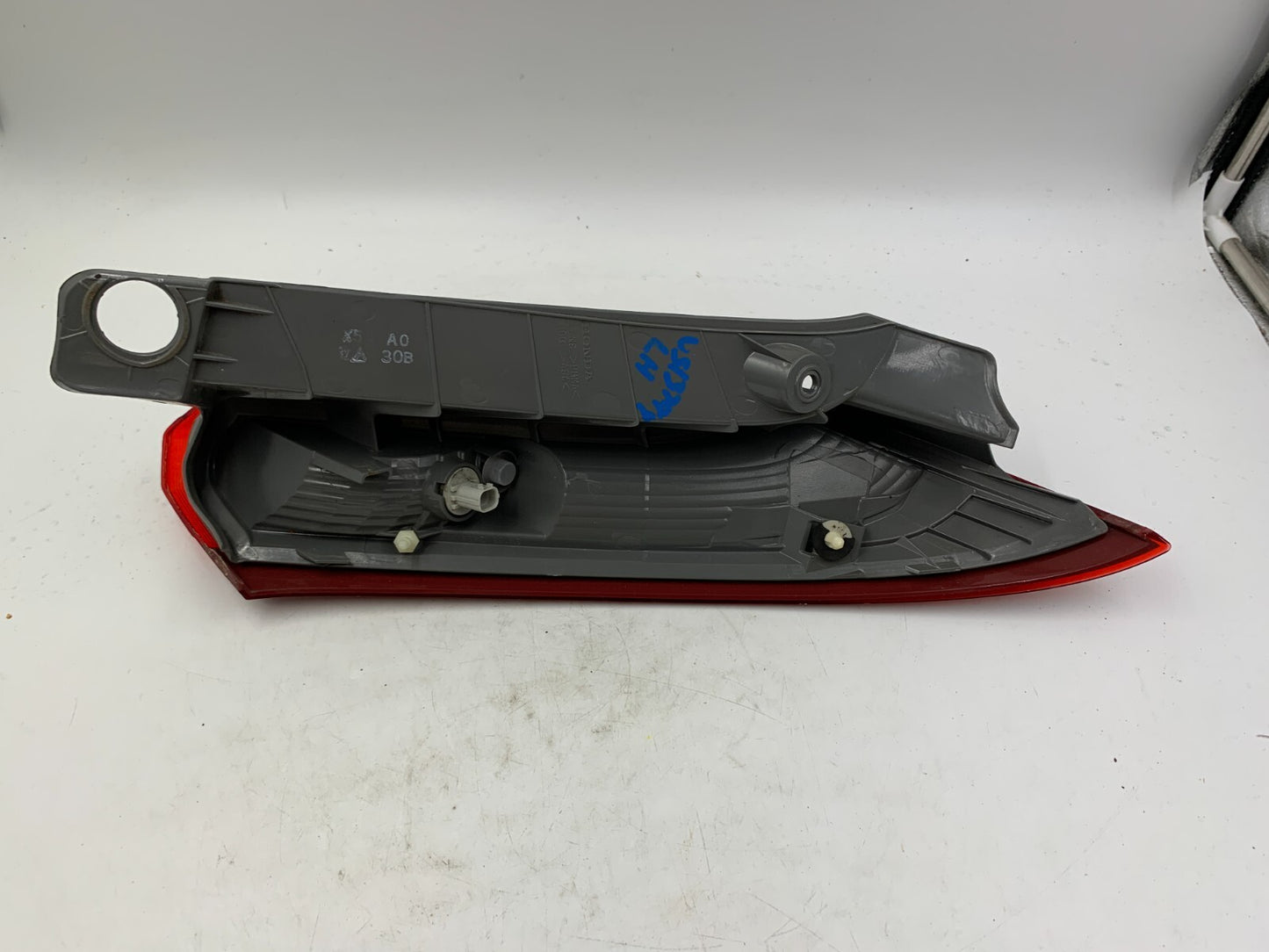 2012-2014 Honda CR-V CRV Driver Side Upper Tail Light Taillight OEM C02B11060