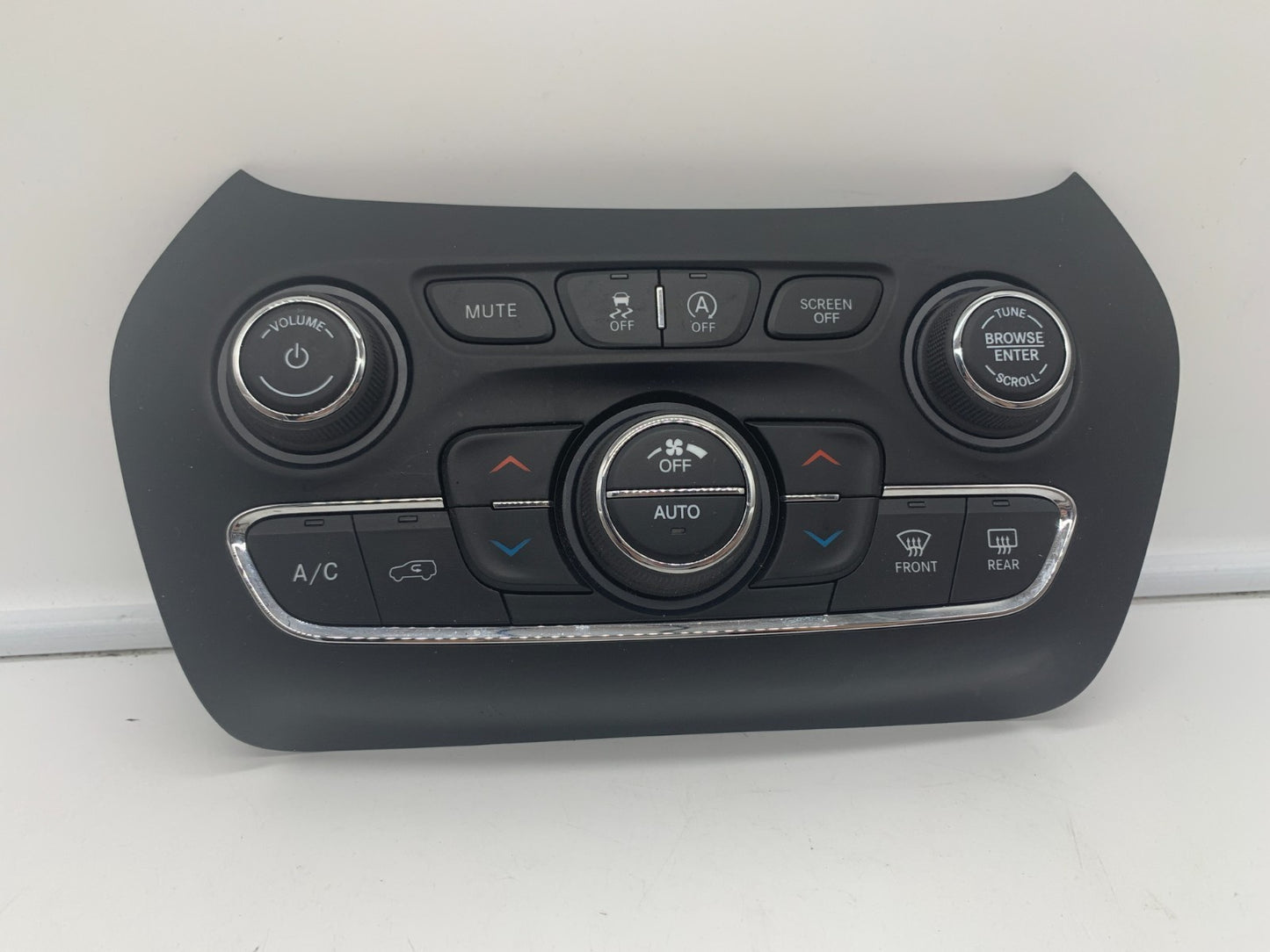2019-2023 Jeep Cherokee Dual Zone Climate Control AC Heater Unit OEM