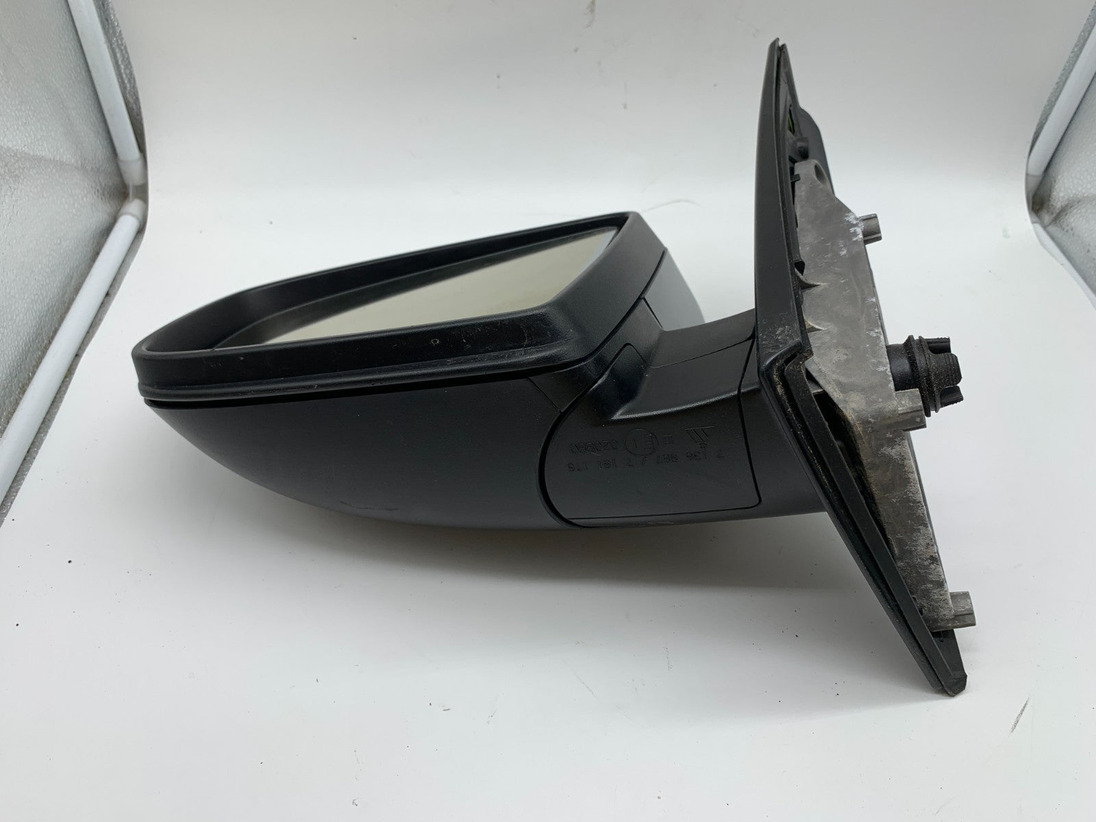 2011-2013 BMW X5 Driver Side View Power Door Mirror Black OEM D02B51008