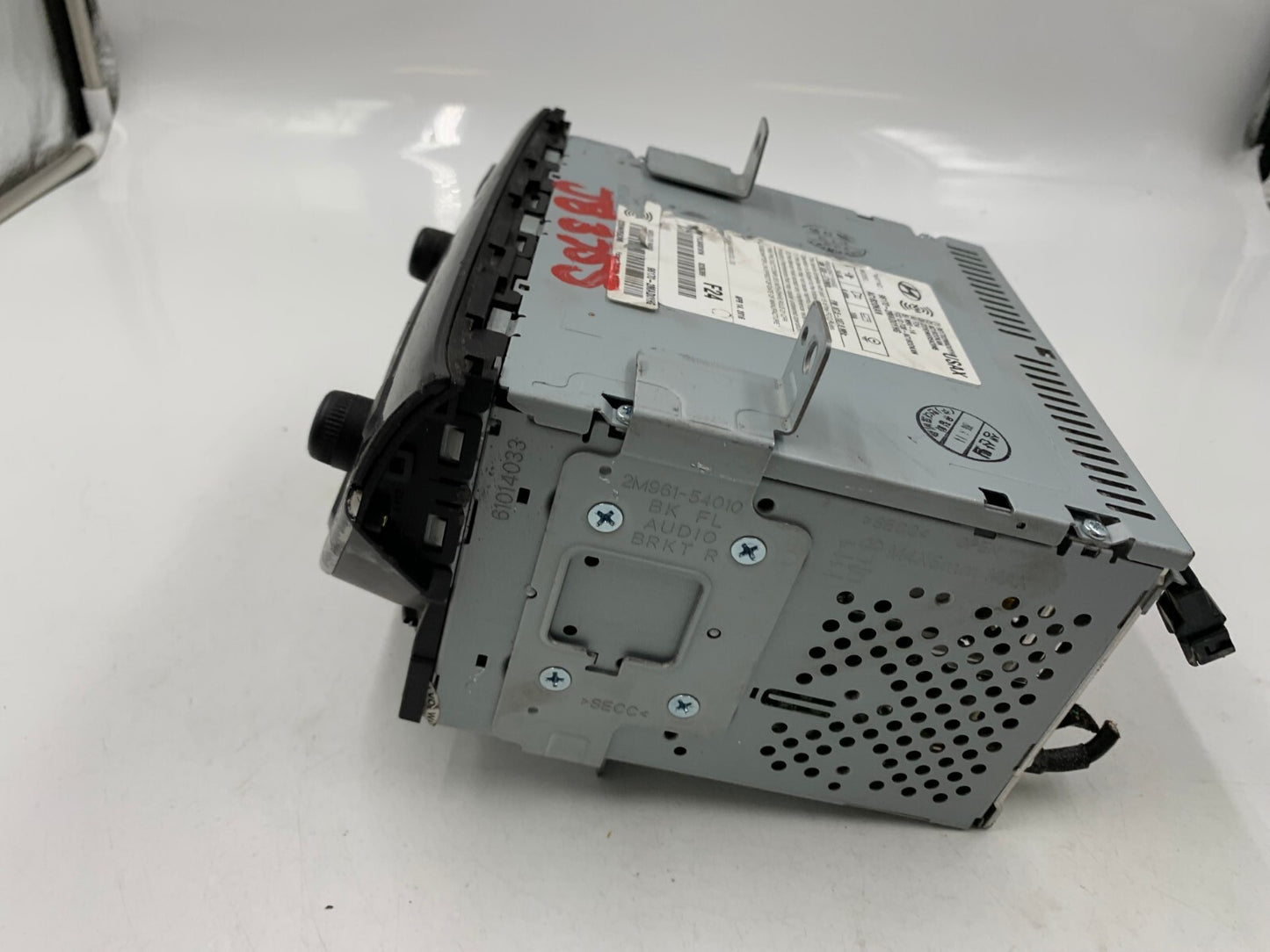 2016 Hyundai Genesis AM FM Radio CD Player Receiver OEM B01B29027