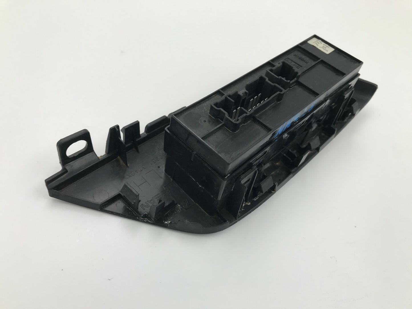 2005-2006 Nissan Murano Master Power Window Switch OEM D02B31017
