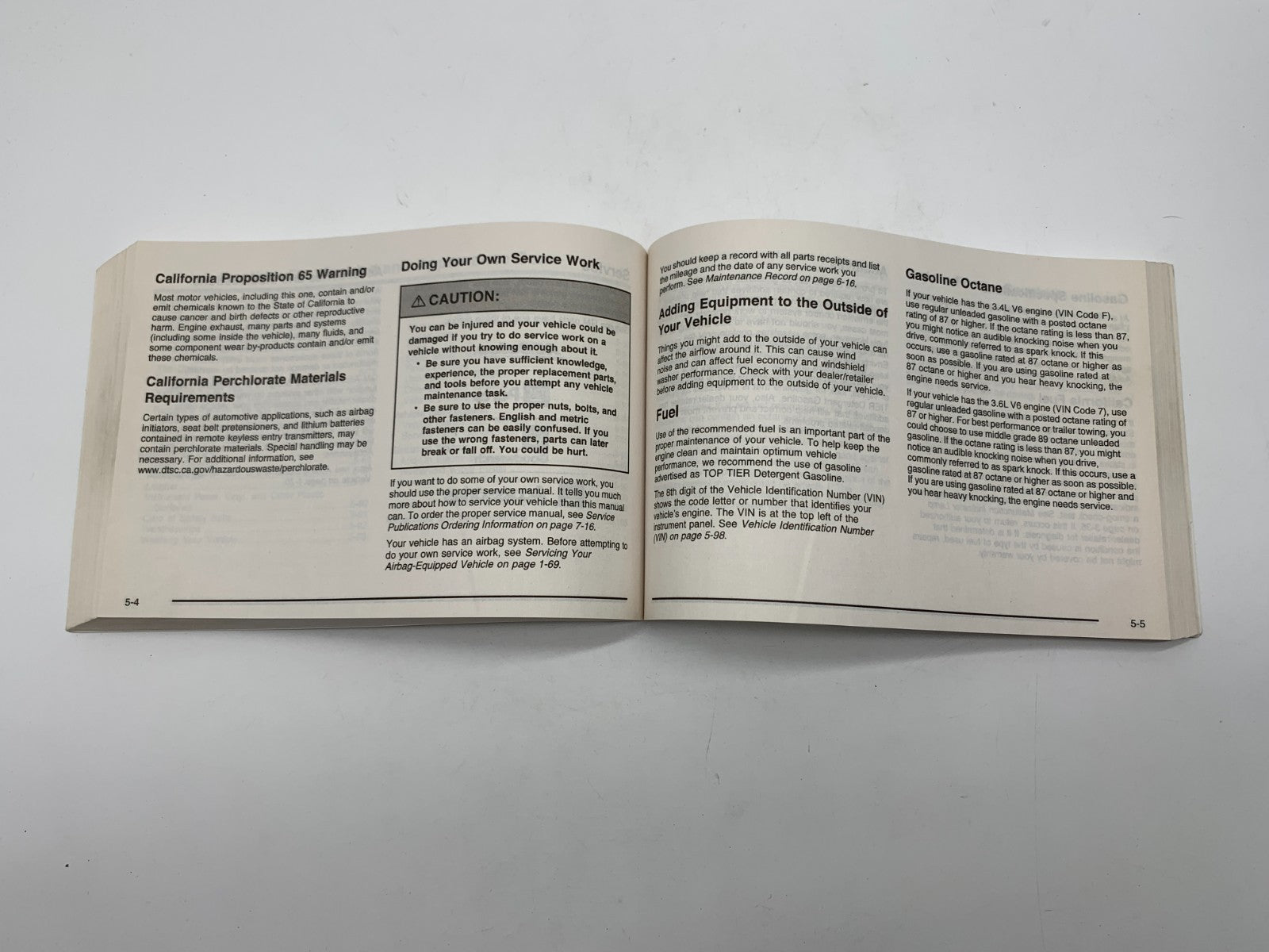 2008 Pontiac Torrent Owners Manual Set with Case OEM B04B20013