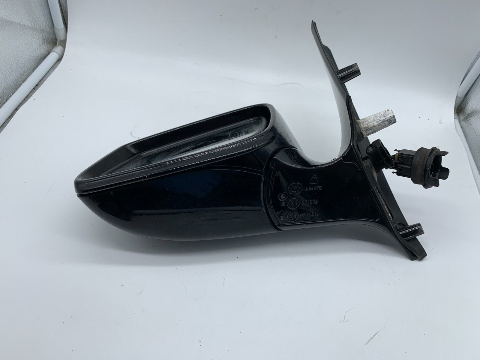 2011-2012 BMW 535i Driver Side View Power Door Mirror Black OEM D03B40003