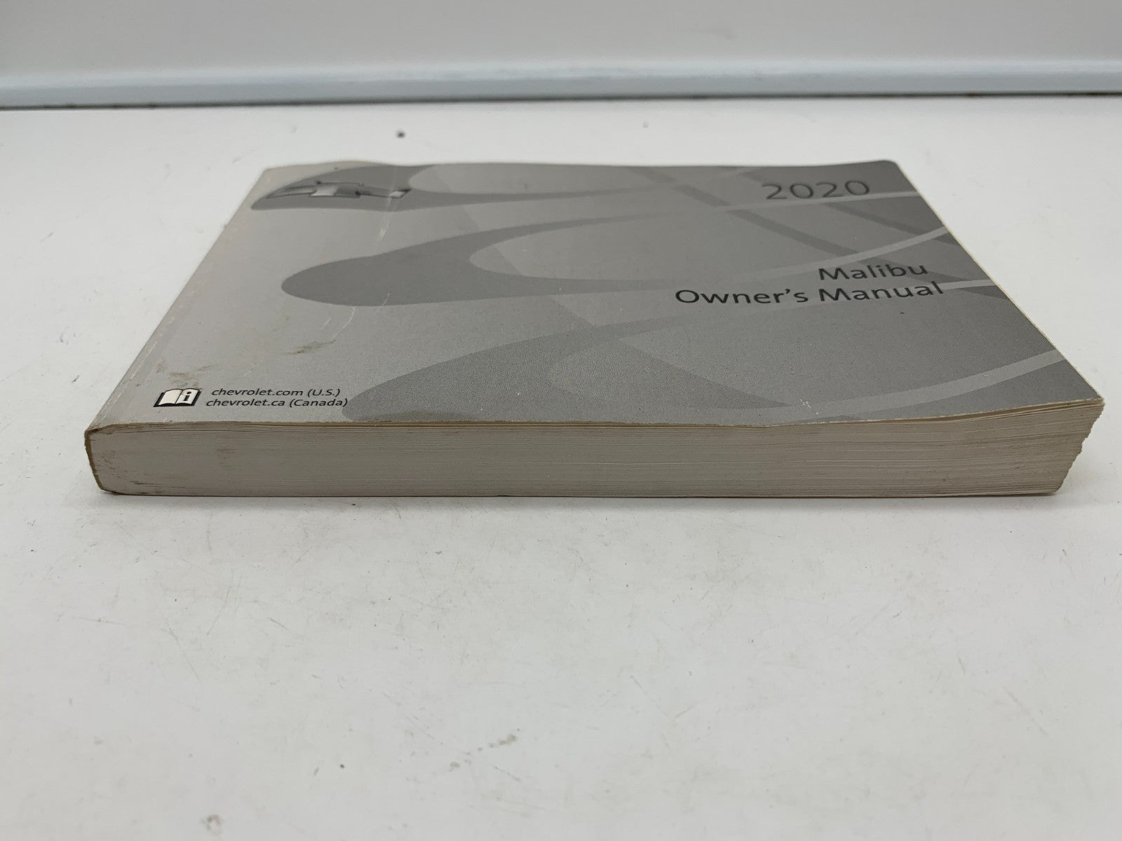 2020 Chevrolet Malibu Owners Manual OEM C03B23012