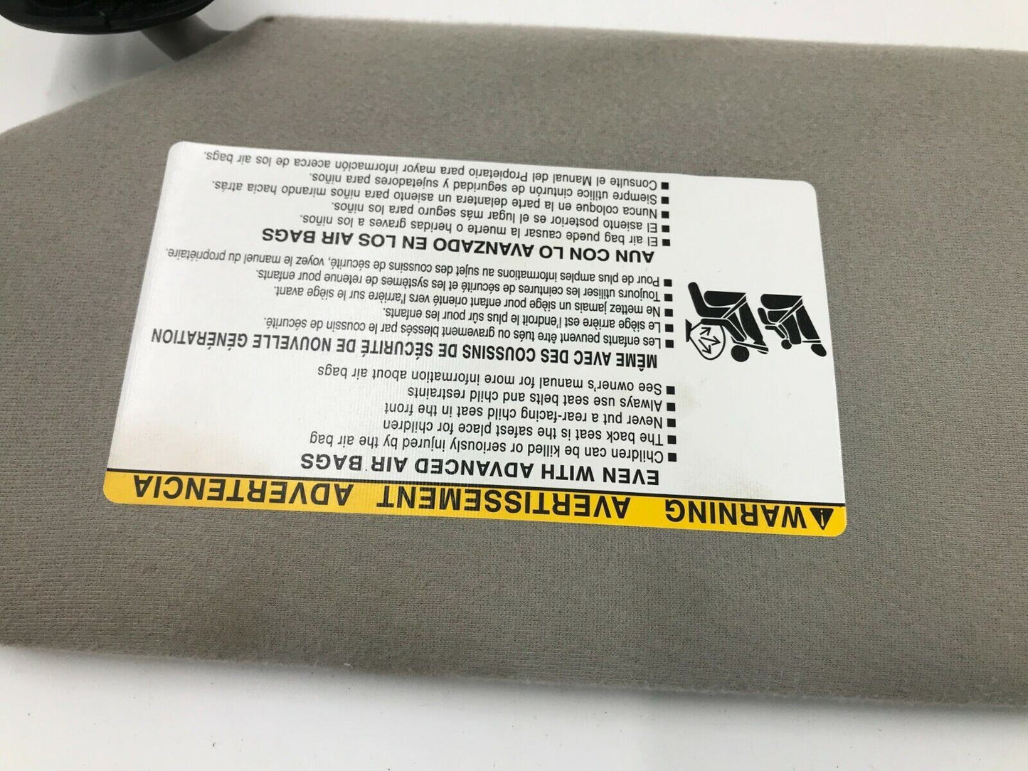 2005-2010 Toyota Sienna Passenger Sun Visor Gray Illuminated OEM E03B67001