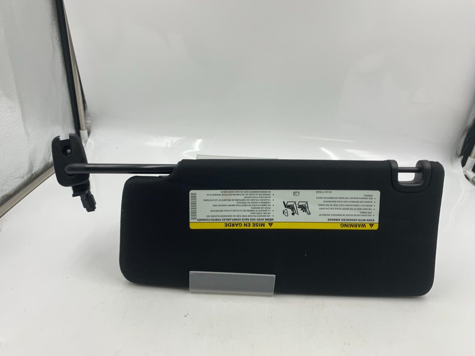 2016-2017 Chrysler 200 Sedan Passenger Sun Visor Black OEM C01B38083