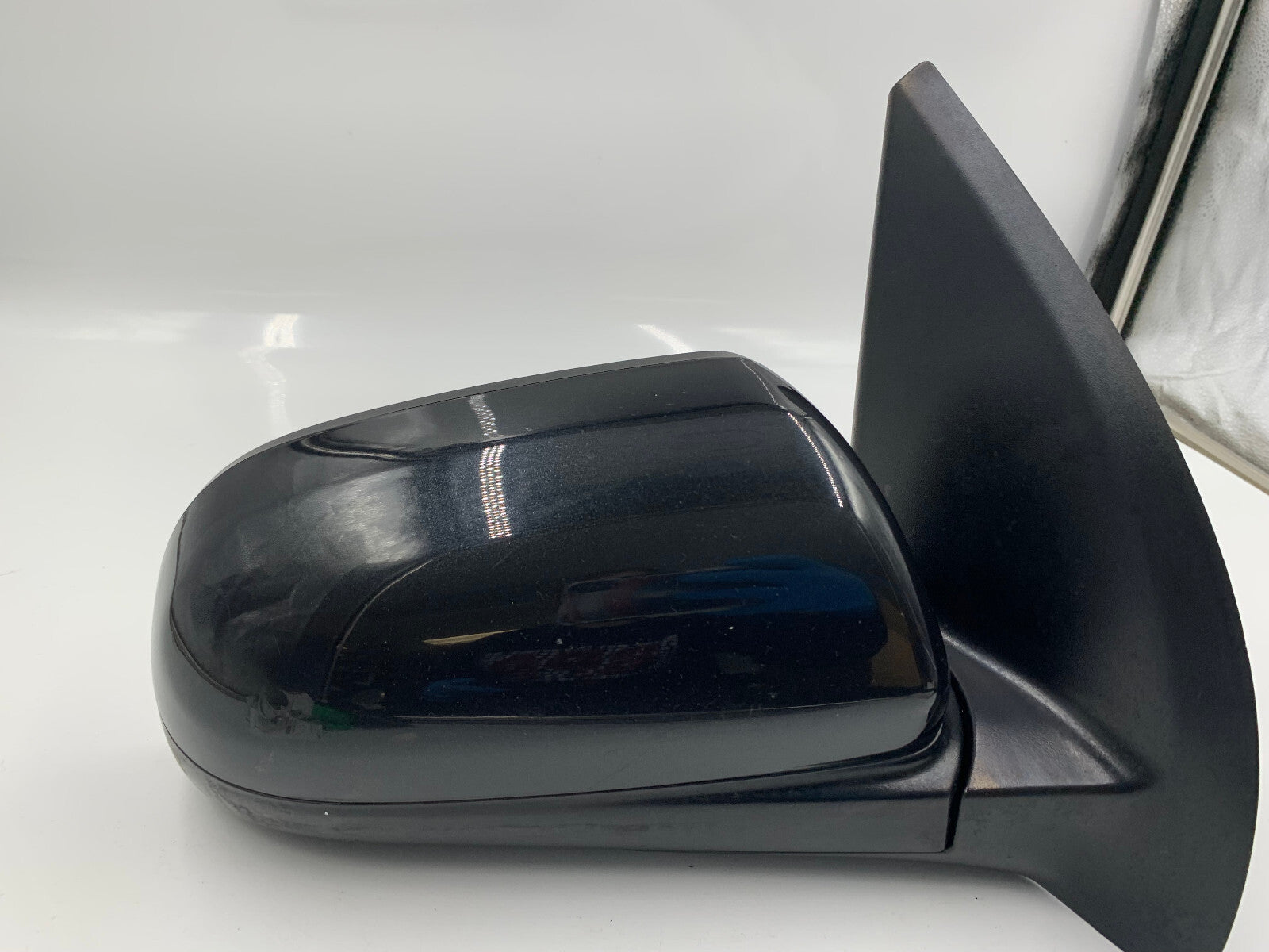 2007-2011 Chevrolet Aveo Passenger Side Power Door Mirror Black OEM C04B17019