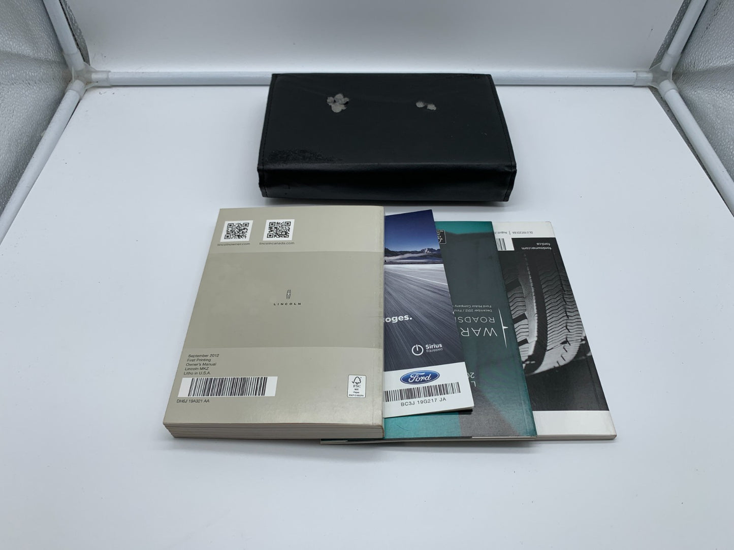 2013 Lincoln MKZ Owners Manual Set with Case OEM B03B04013