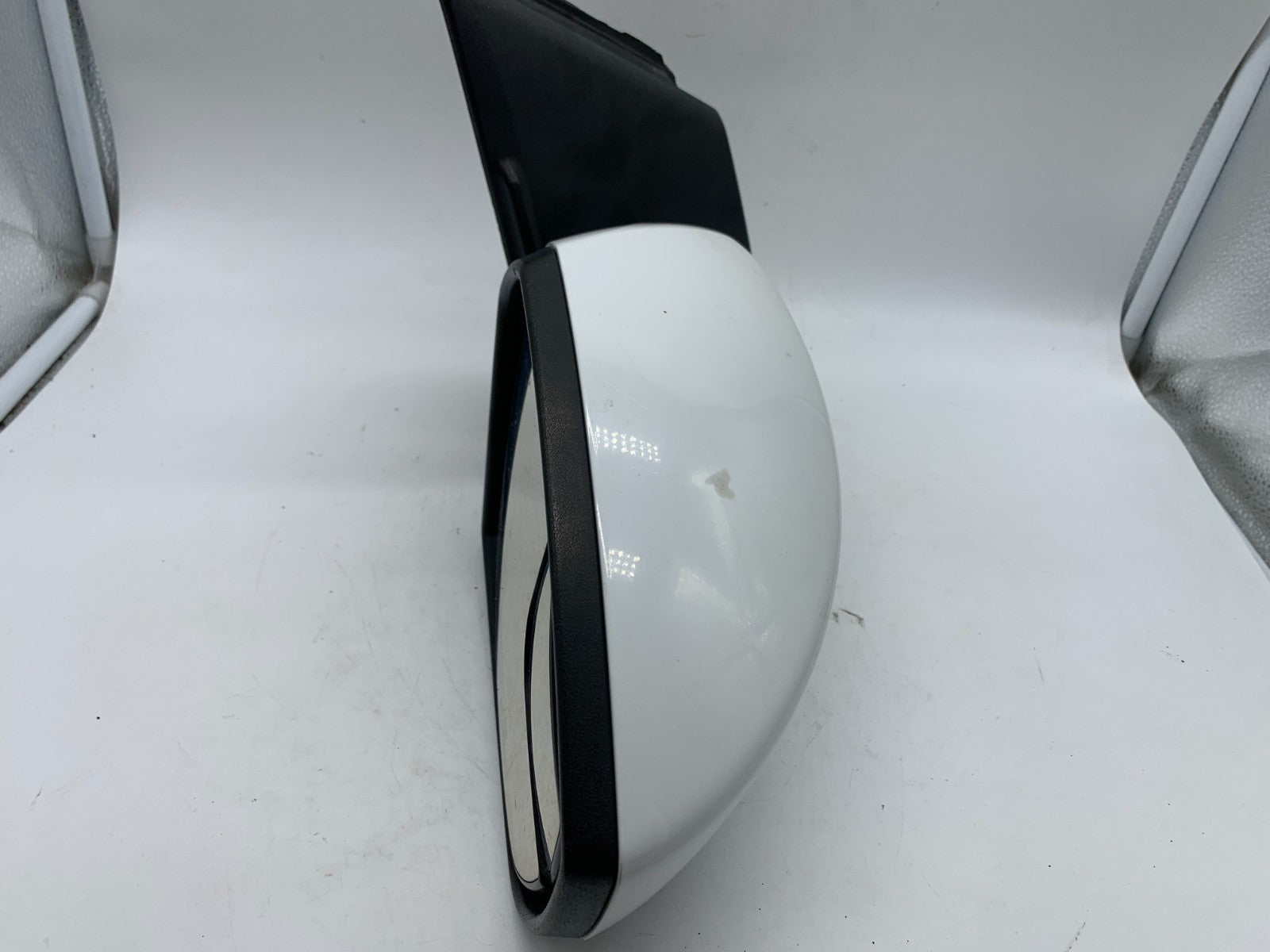 2017-2019 Ford Escape Passenger Side View Power Door Mirror White OEM C03B39001
