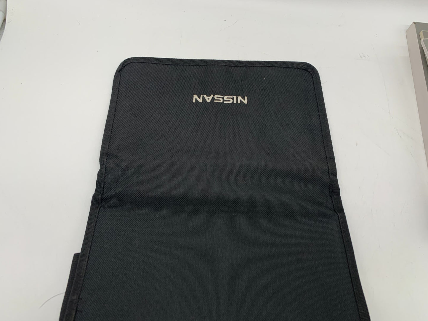 2021 Nissan Versa Owners Manual Set with Case OEM B02B36050