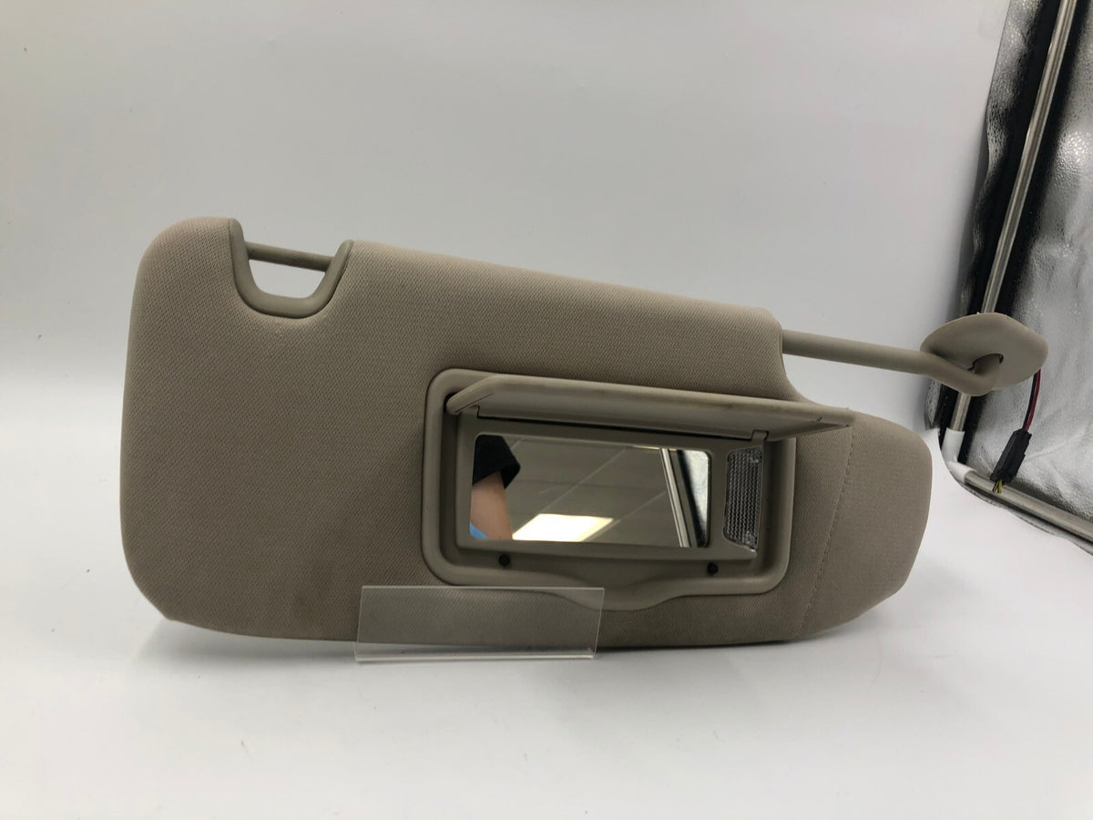 2006 Lincoln Zephyr Passenger Sun Visor Beige Illuminated OEM B04B42030