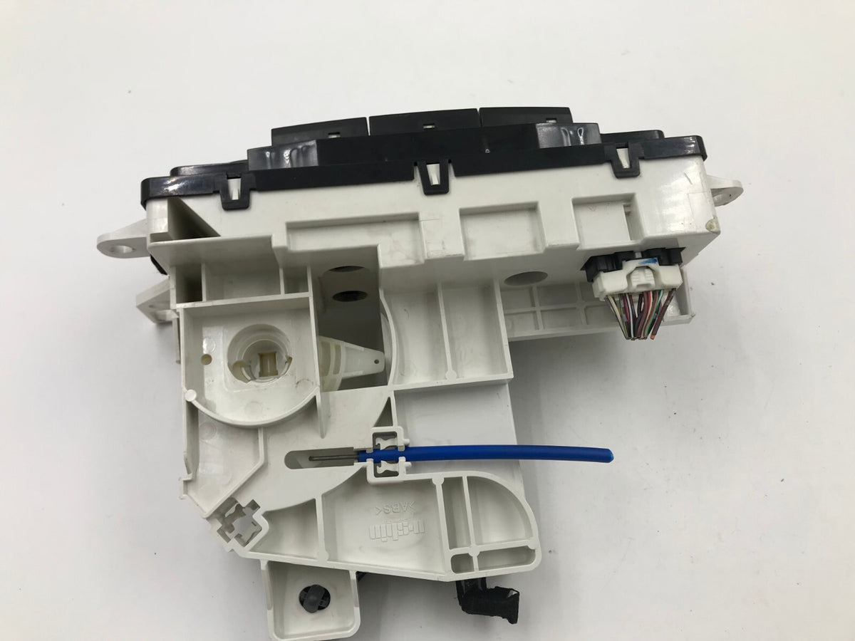 2007-2009 Mazda CX-7 AC Heater Climate Control Unit OEM D03B14004