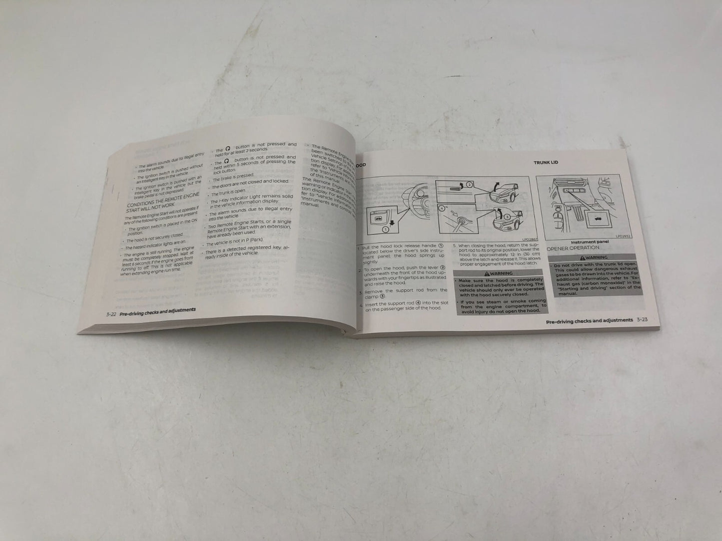 2019 Nissan Altima Sedan Owners Manual Set with Case OEM E01B69008