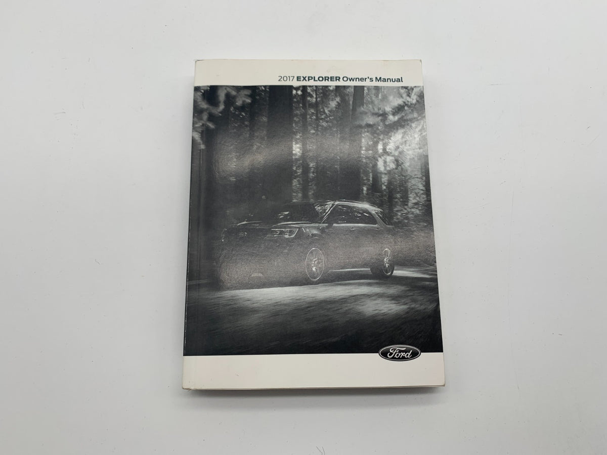 2017 Ford Explorer Owners Manual Set with Case OEM C02B47005