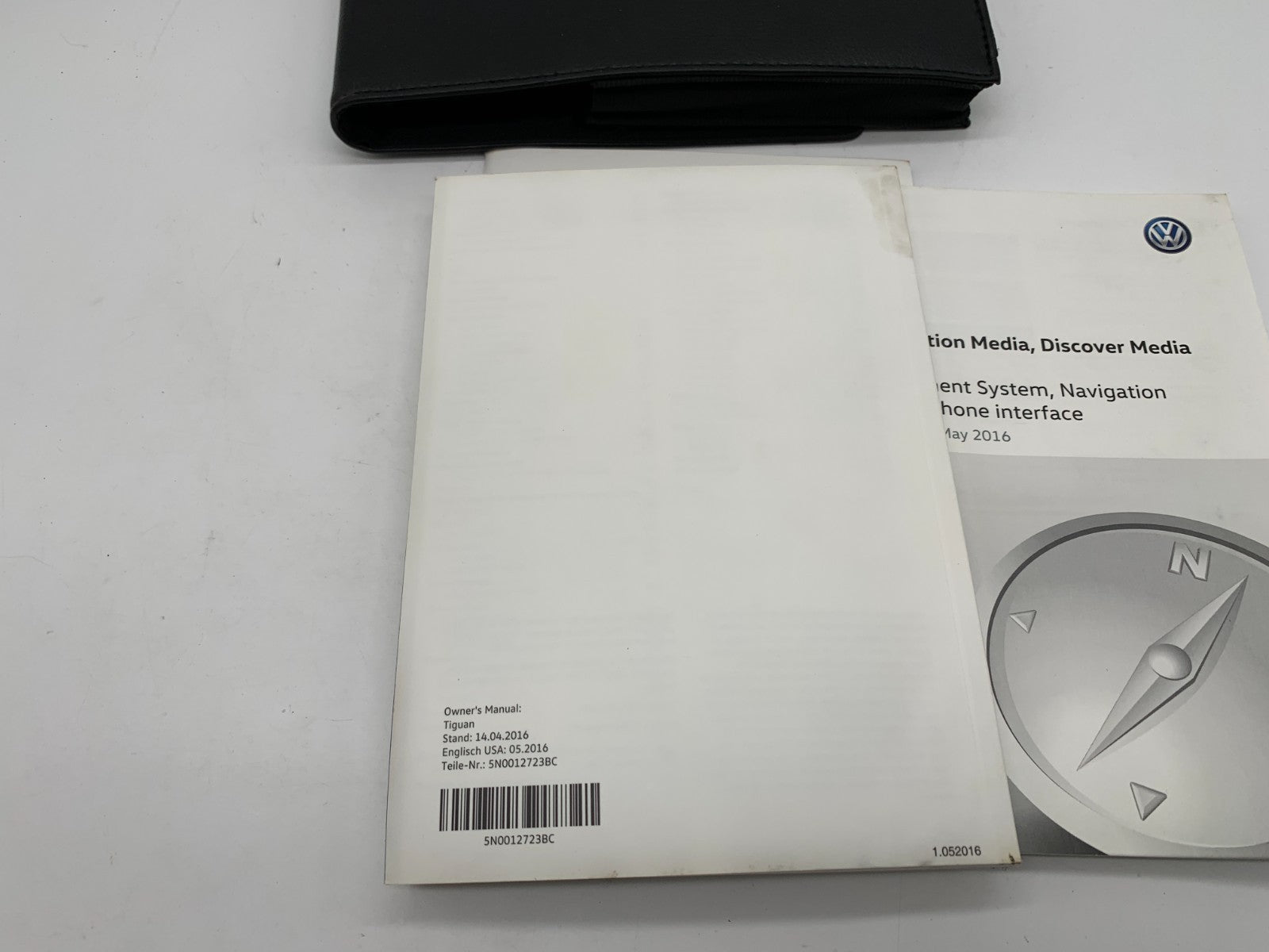 2017 Volkswagen Tiguan Owners Manual Set with Case OEM