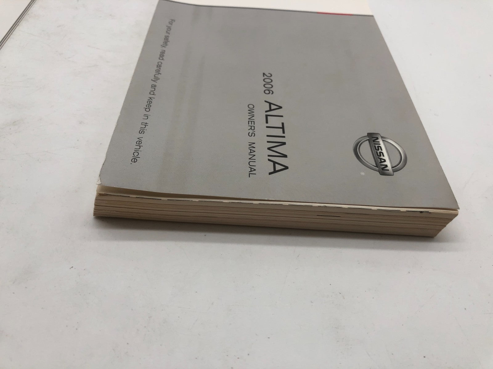 2006 Nissan Altima Owners Manual Set with Case OEM A01B05010