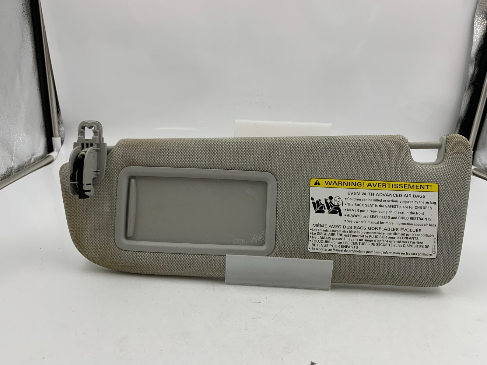 2013-2017 Audi A6 Driver Sun Visor Illuminated Gray OEM E02B21054