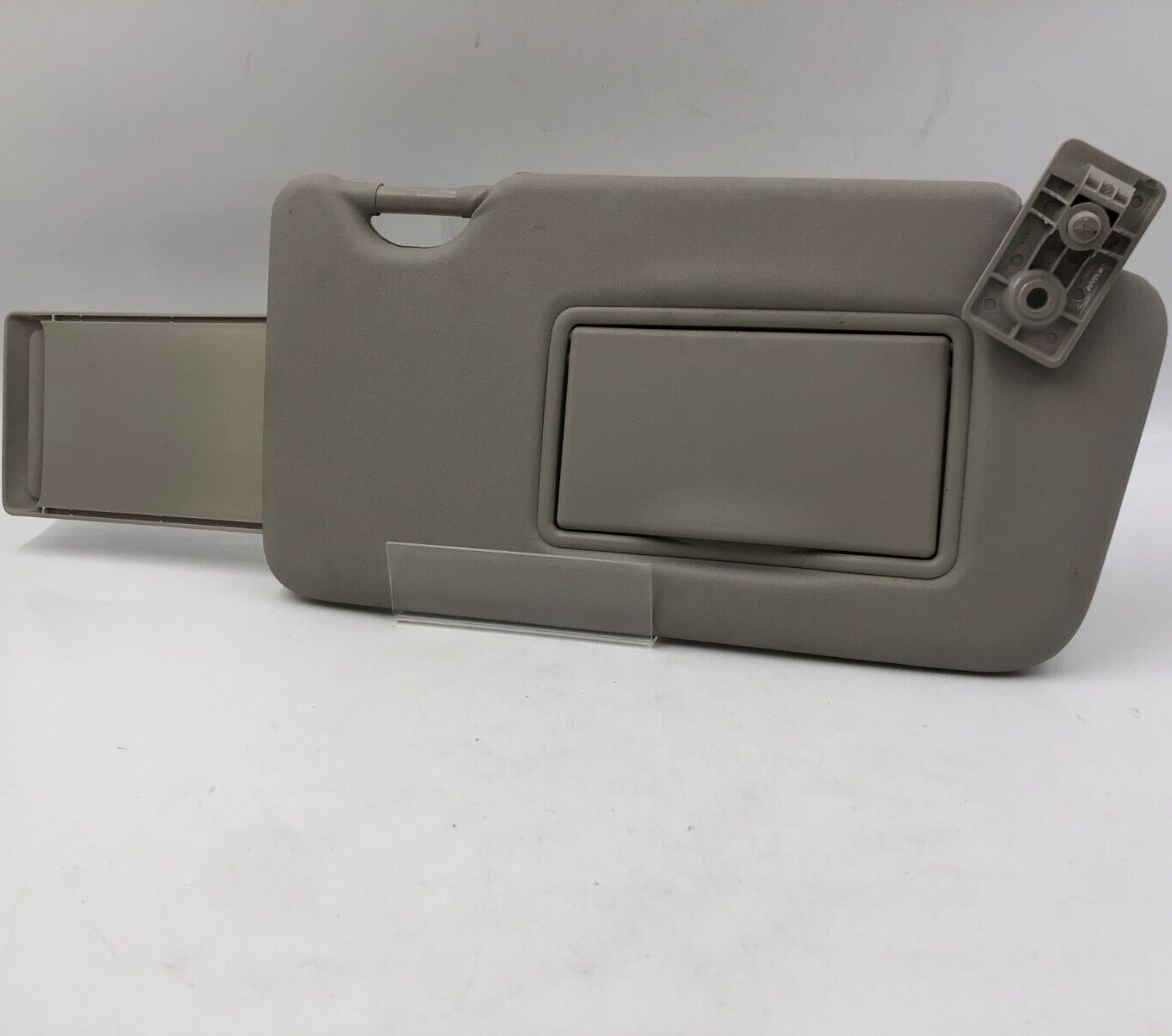 2015-2019 Nissan Versa Passenger Sun Visor Gray OEM E01B27083