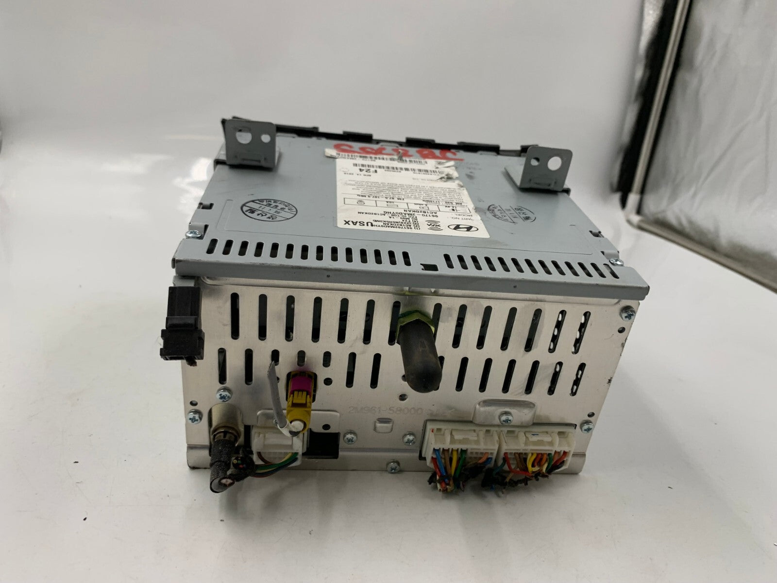 2016 Hyundai Genesis AM FM Radio CD Player Receiver OEM B01B29027