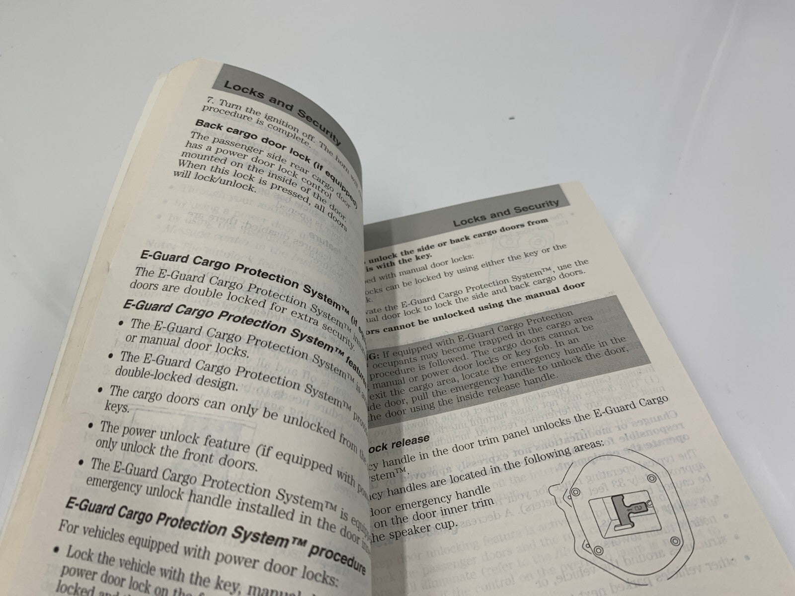 2011 Ford E-Series ESeries Owners Manual Set with Case OEM C03B14028