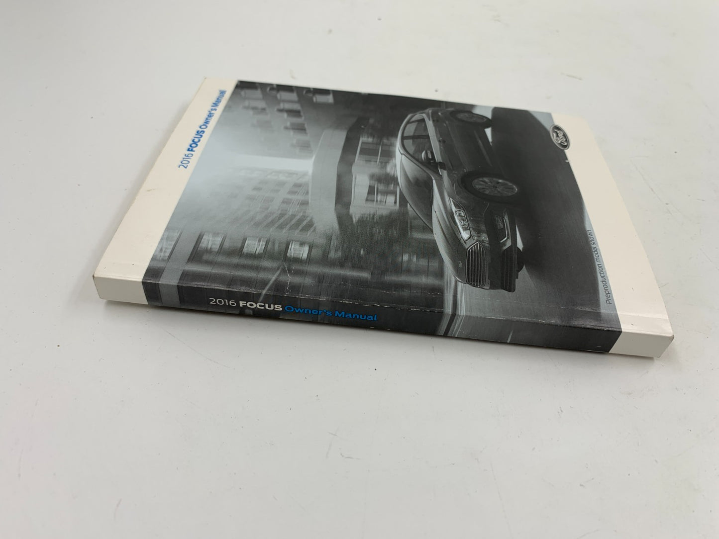 2016 Ford Focus Owners Manual OEM C03B32007