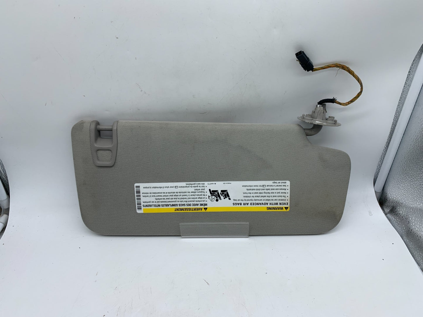 2010-2014 Cadillac SRX Driver Sun Visor Illuminated Gray OEM C02B31002