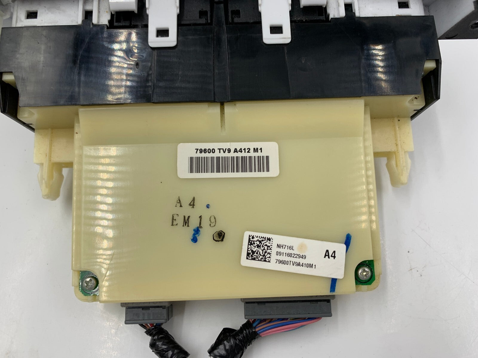 2016-2018 Acura ILX AC Heater Climate Control Unit OEM B01B35023